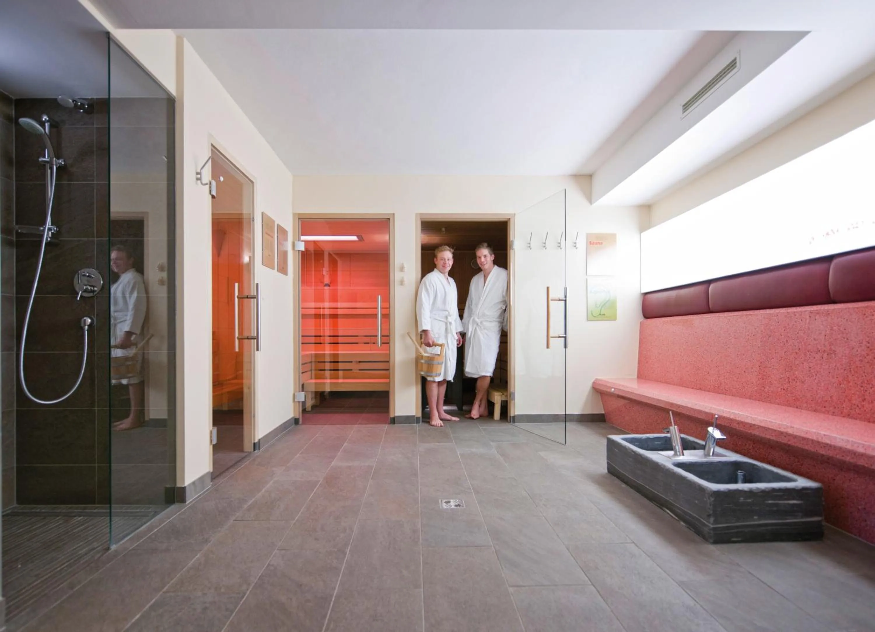 Spa and wellness centre/facilities in Harmls Aparthotel