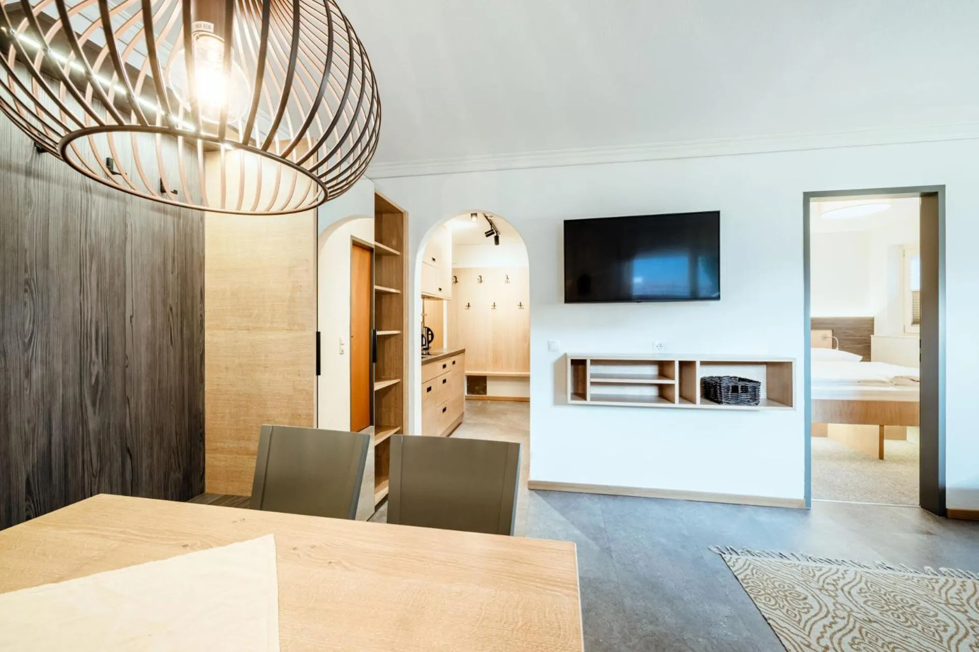 Dining area, Bed in Harmls Aparthotel