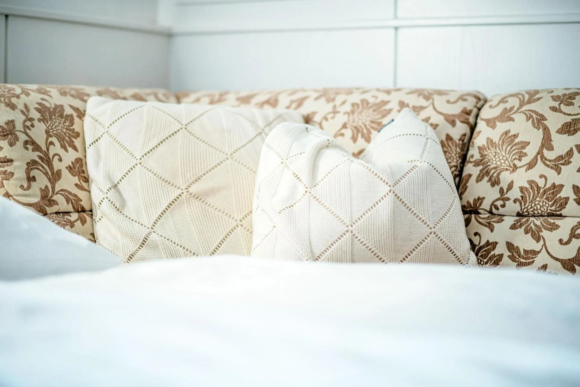 Decorative detail, Bed in Harmls Aparthotel