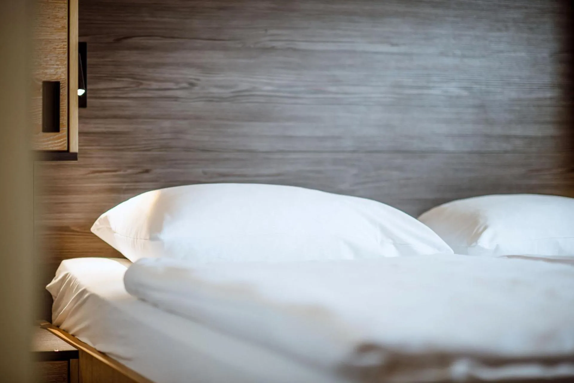 Decorative detail, Bed in Harmls Aparthotel