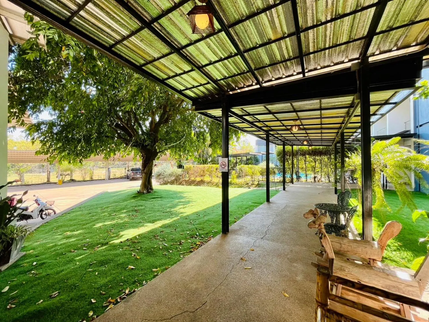 Day in Bualinn Resort