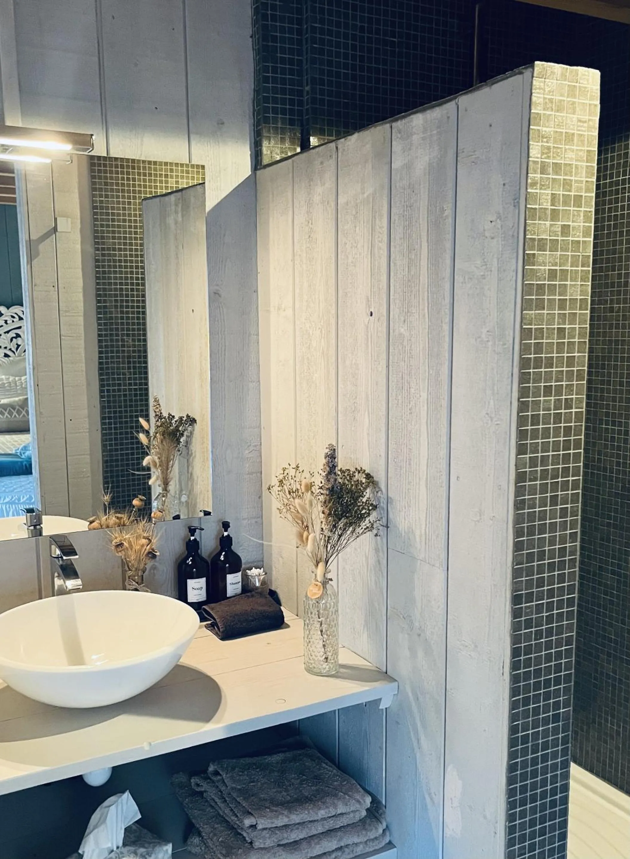 Bedroom in LaRiviere