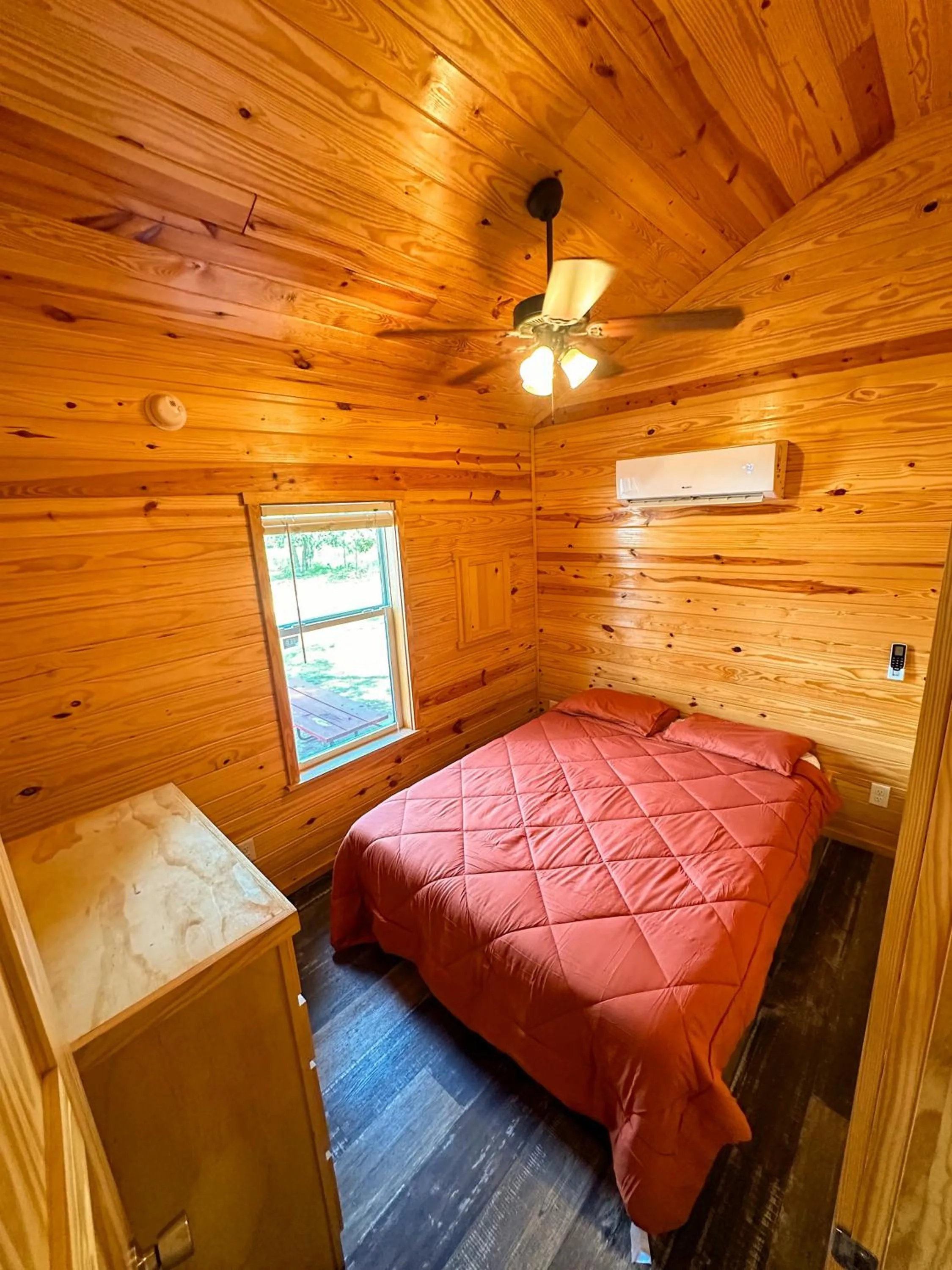 Bed in Bonanza Camping Resort