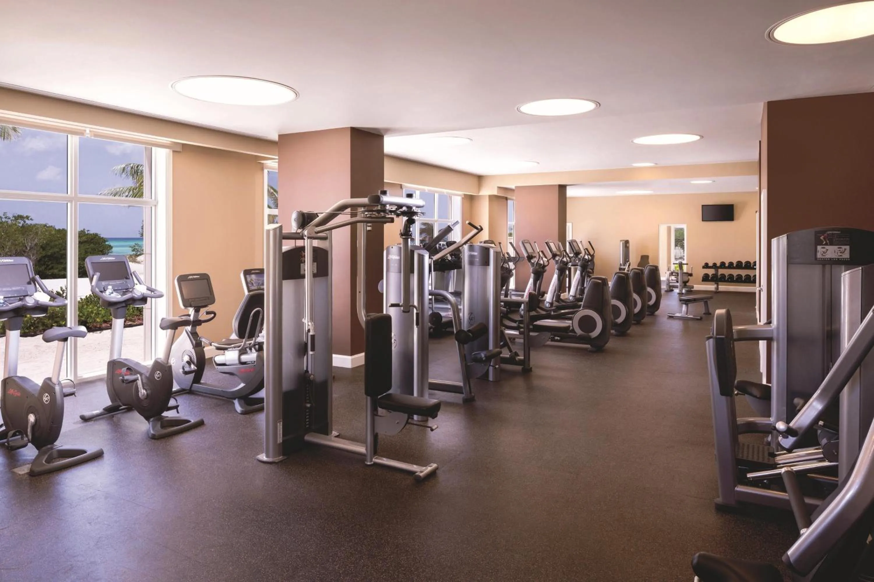 Fitness centre/facilities in The Ritz-Carlton, Aruba