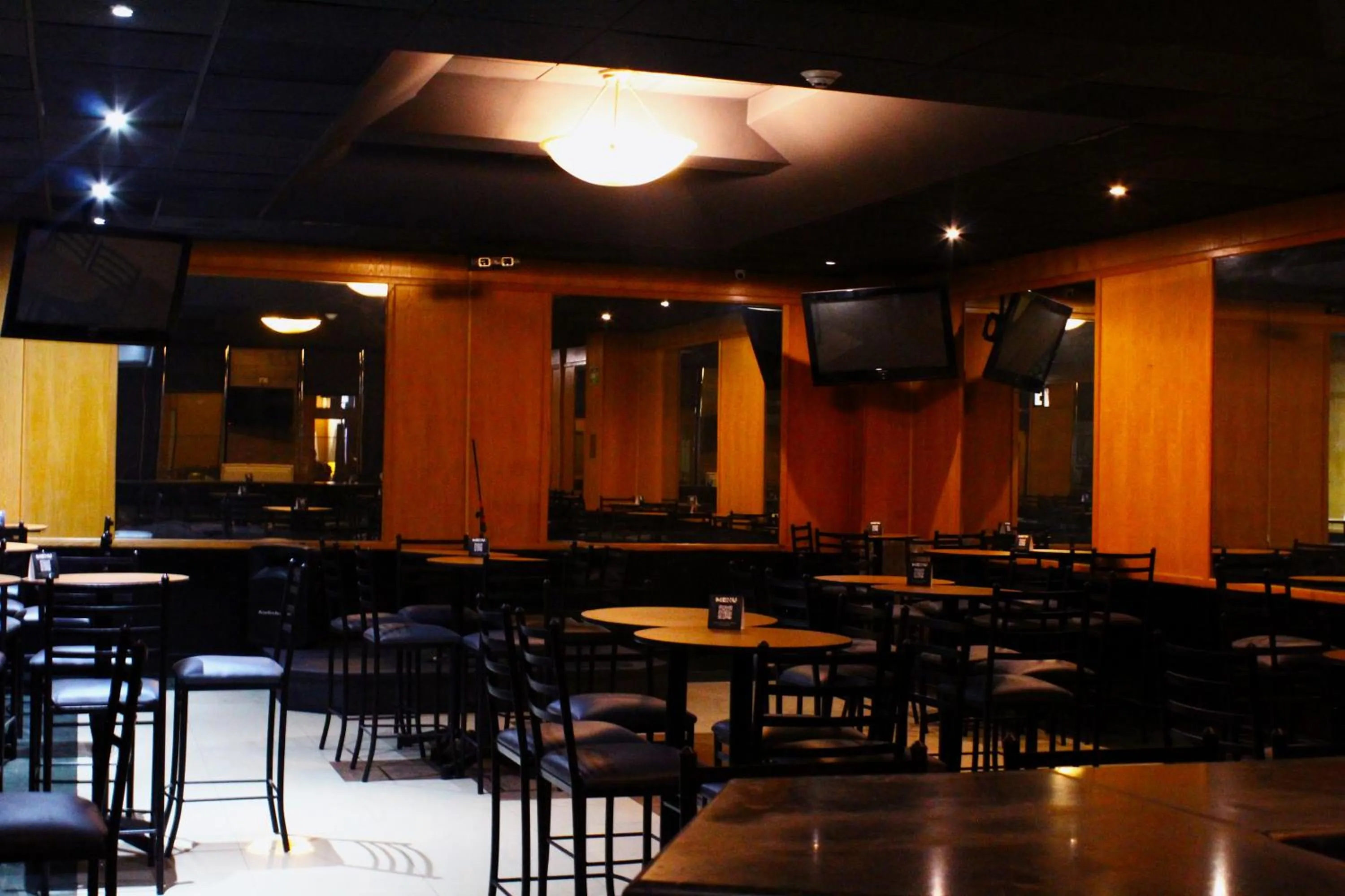 Restaurant/places to eat in El Regio