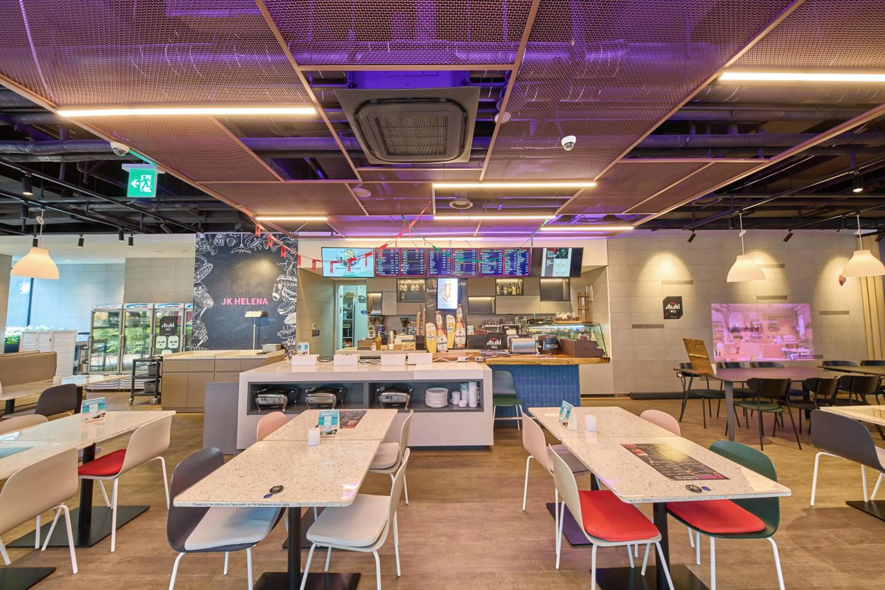 Restaurant/places to eat in Travelodge Myeongdong City Hall