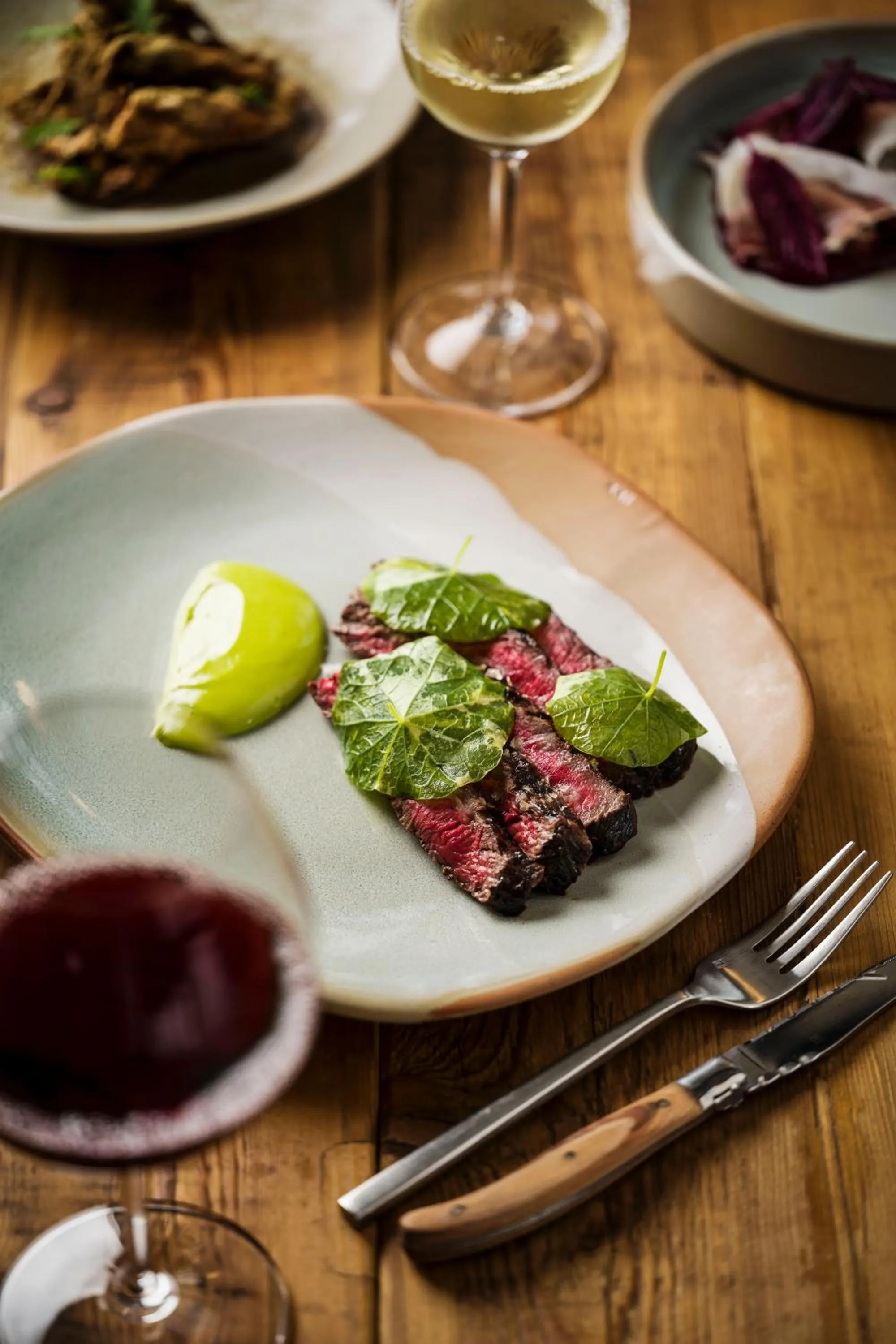 Restaurant/places to eat in Beechmont Estate