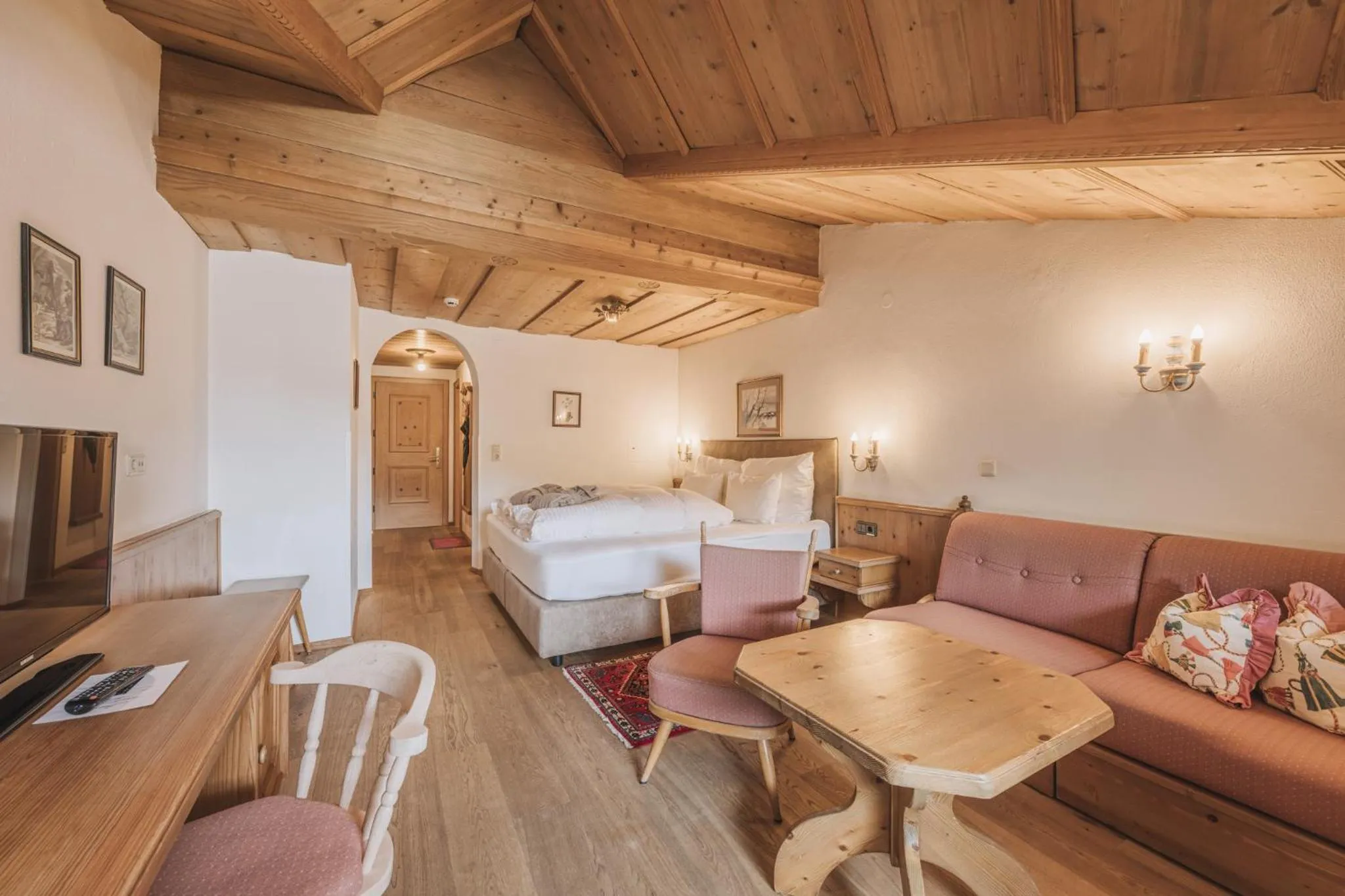 Photo of the whole room, Bed in Hotel Gaspingerhof