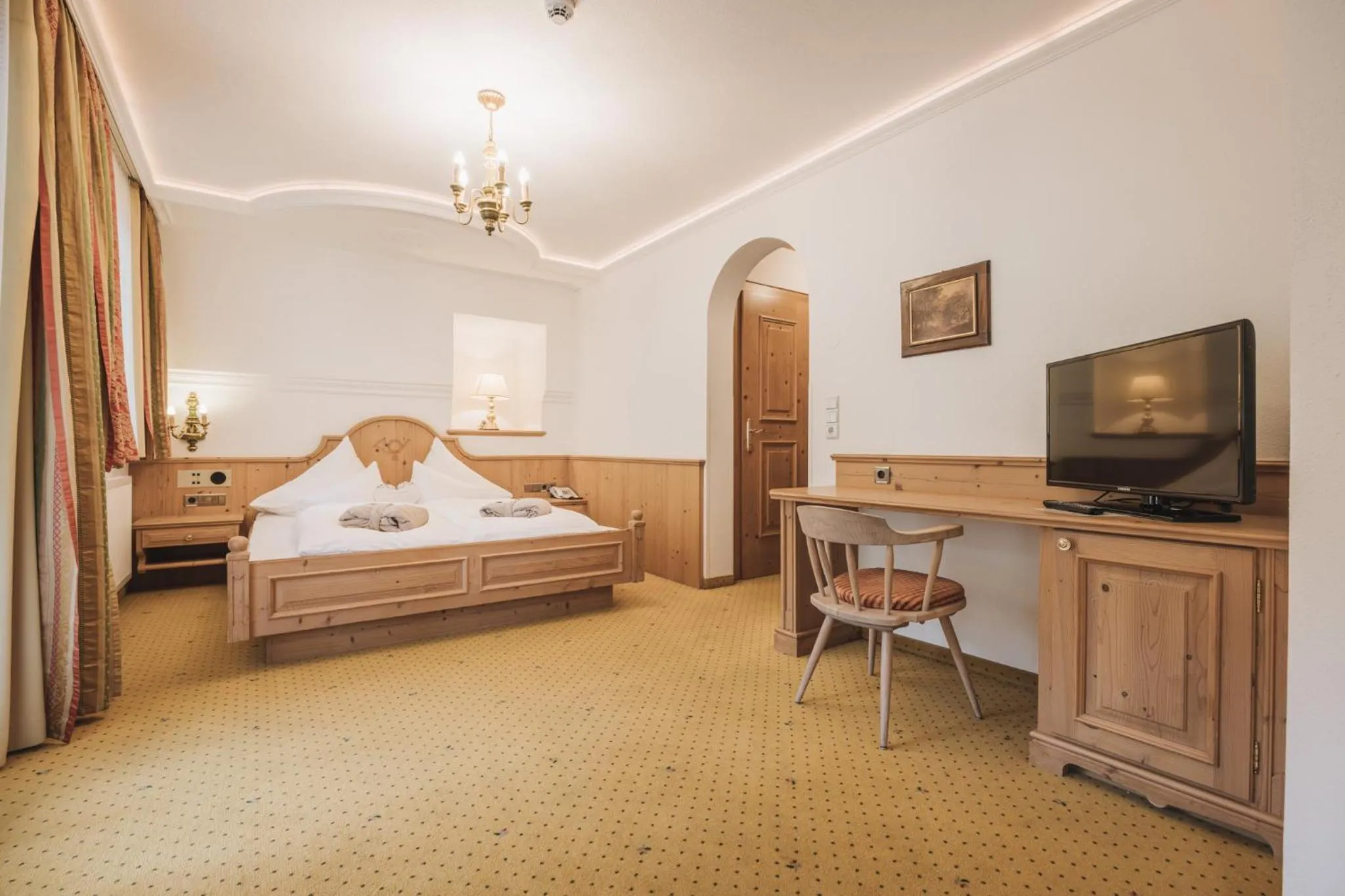 Photo of the whole room, Bed in Hotel Gaspingerhof