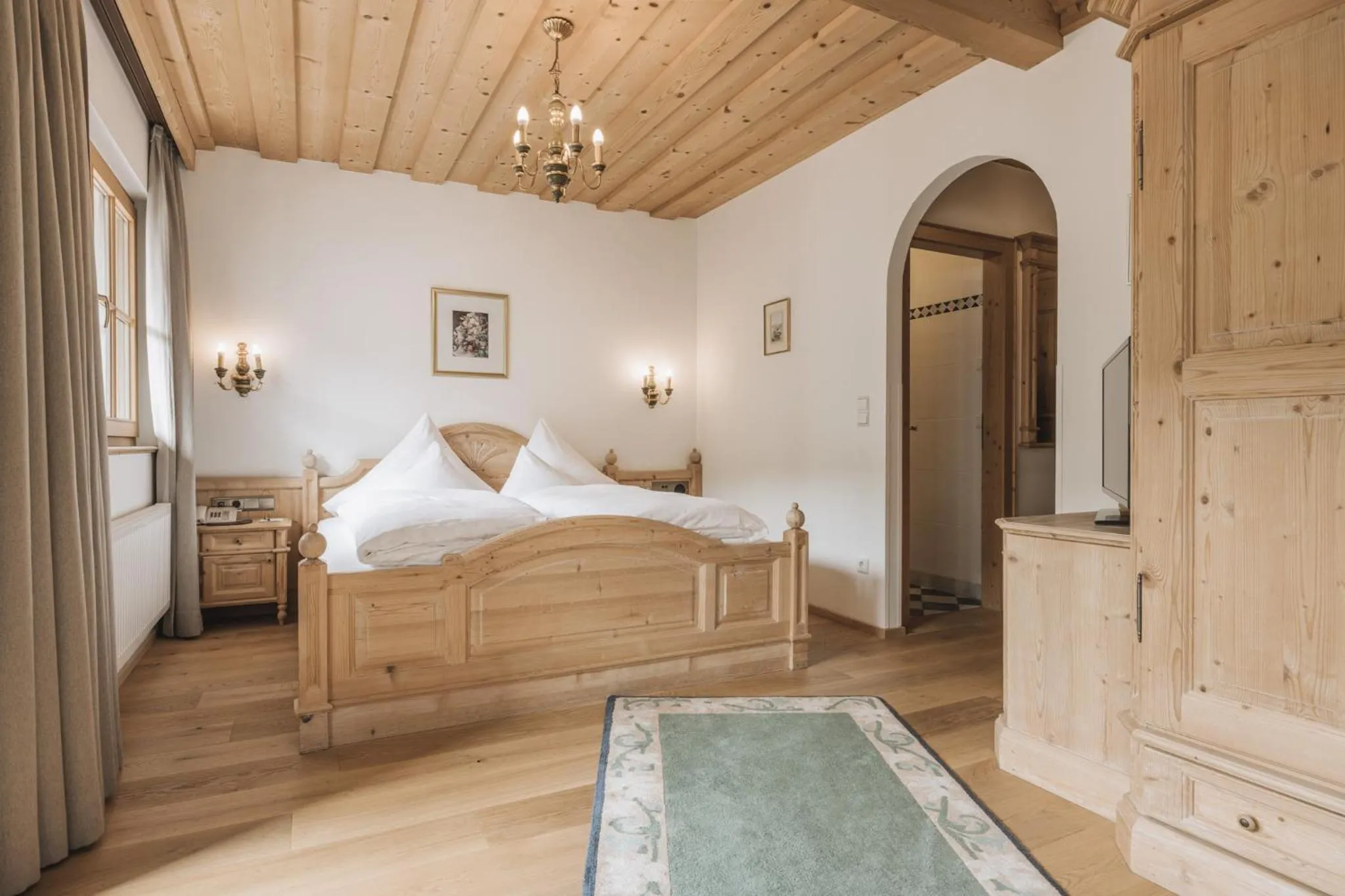 Photo of the whole room, Bed in Hotel Gaspingerhof