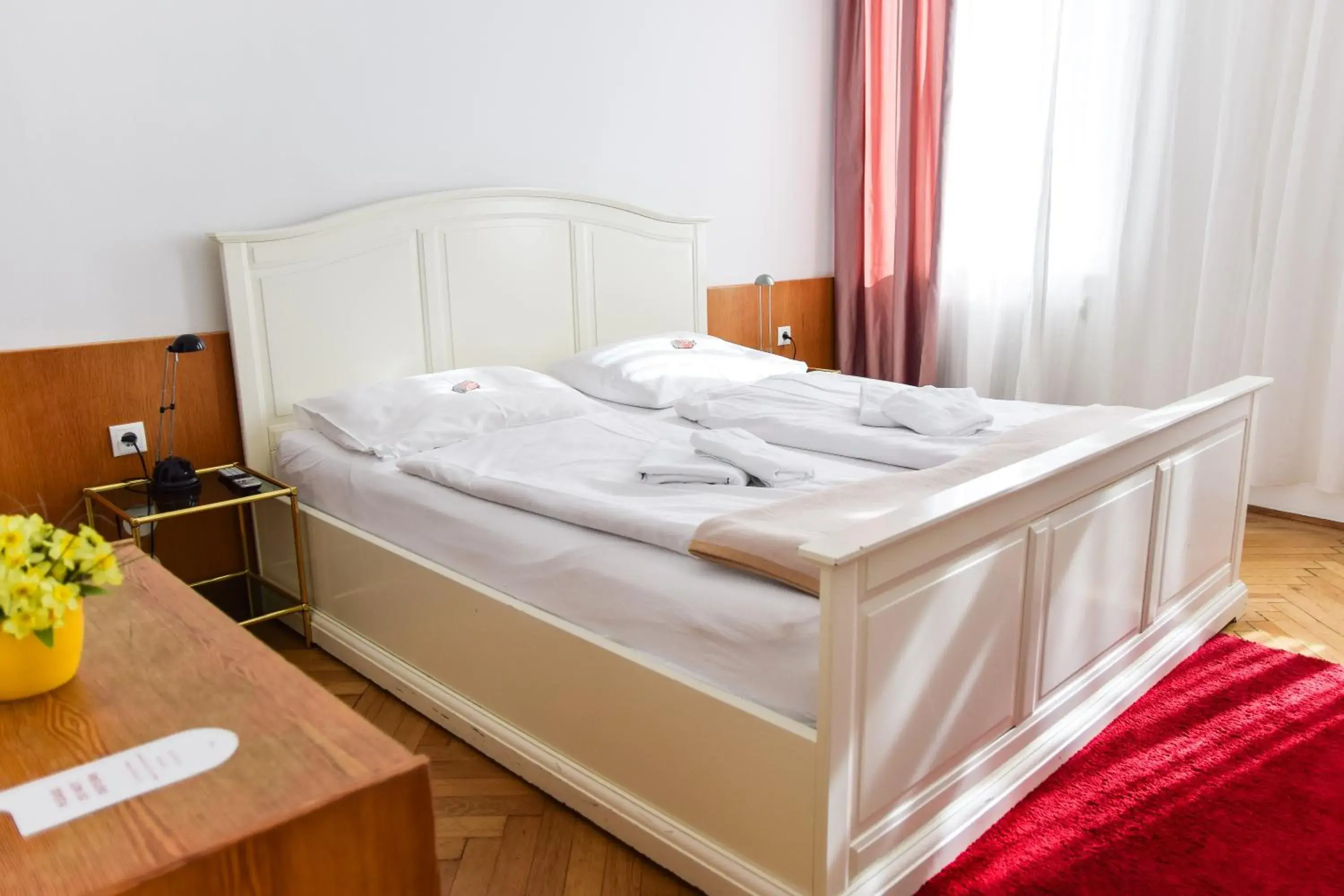 Economy Double Room with Private Bathroom in Pension Riedl Economy Double Room with Private Bathroom in Pension Riedl