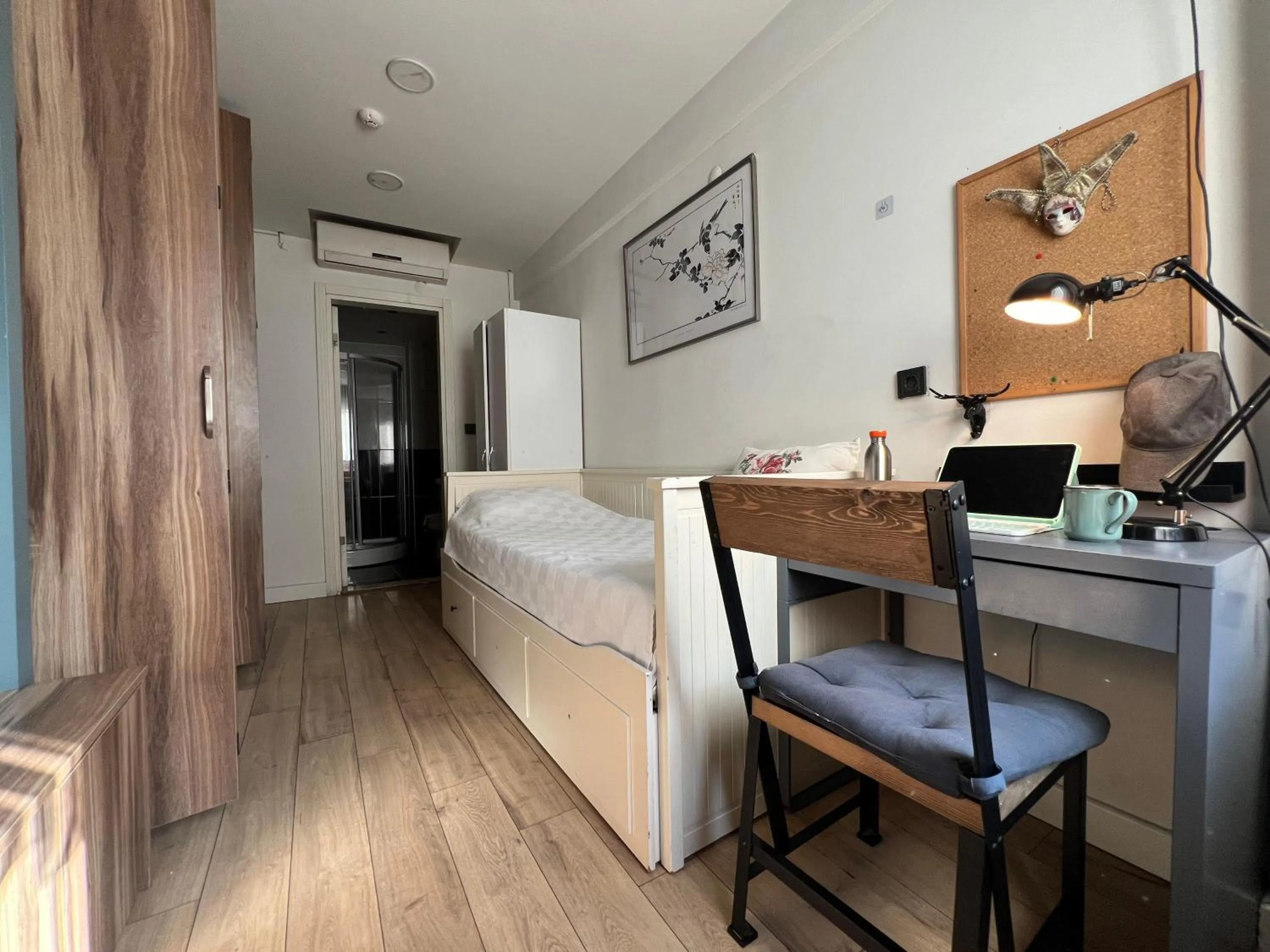 Bed in Istanbul Hub Flats