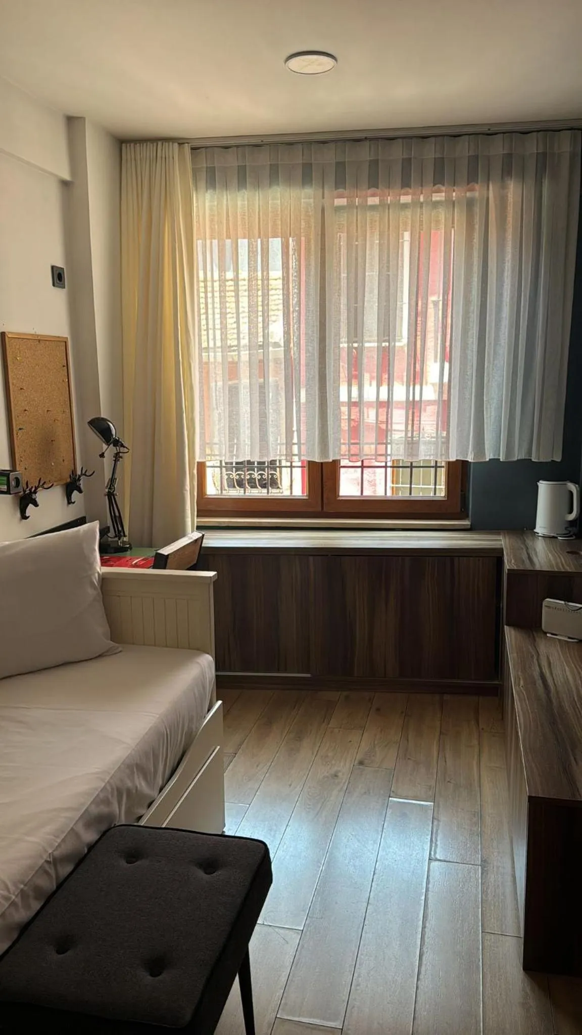 View (from property/room), Bed in Istanbul Hub Flats