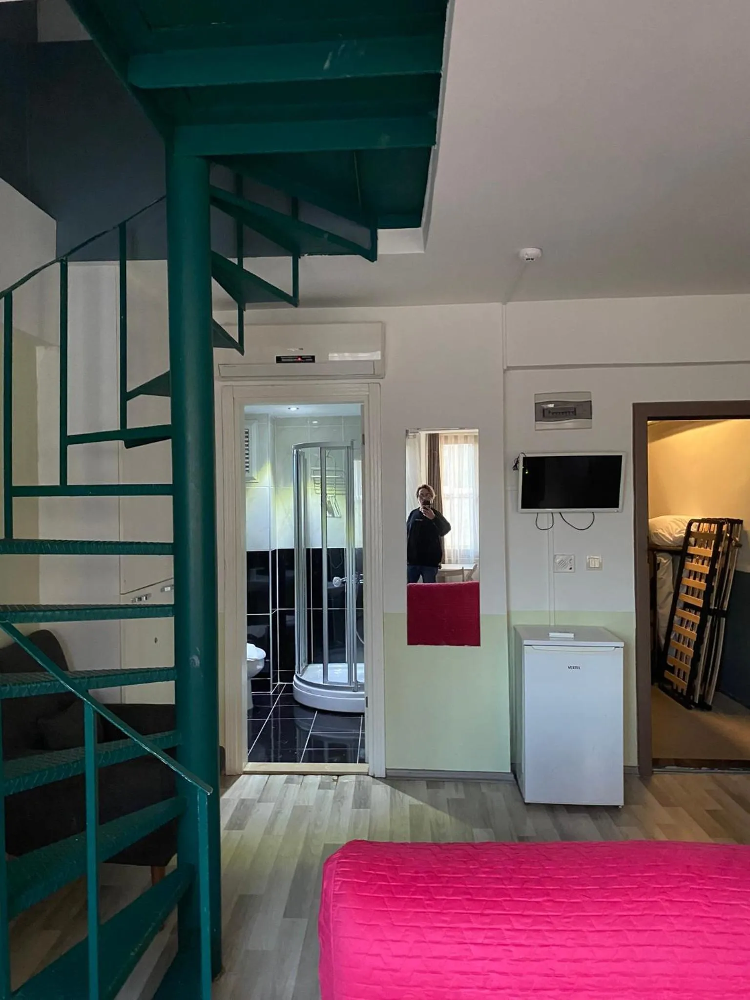 Bathroom, Bed in Istanbul Hub Flats