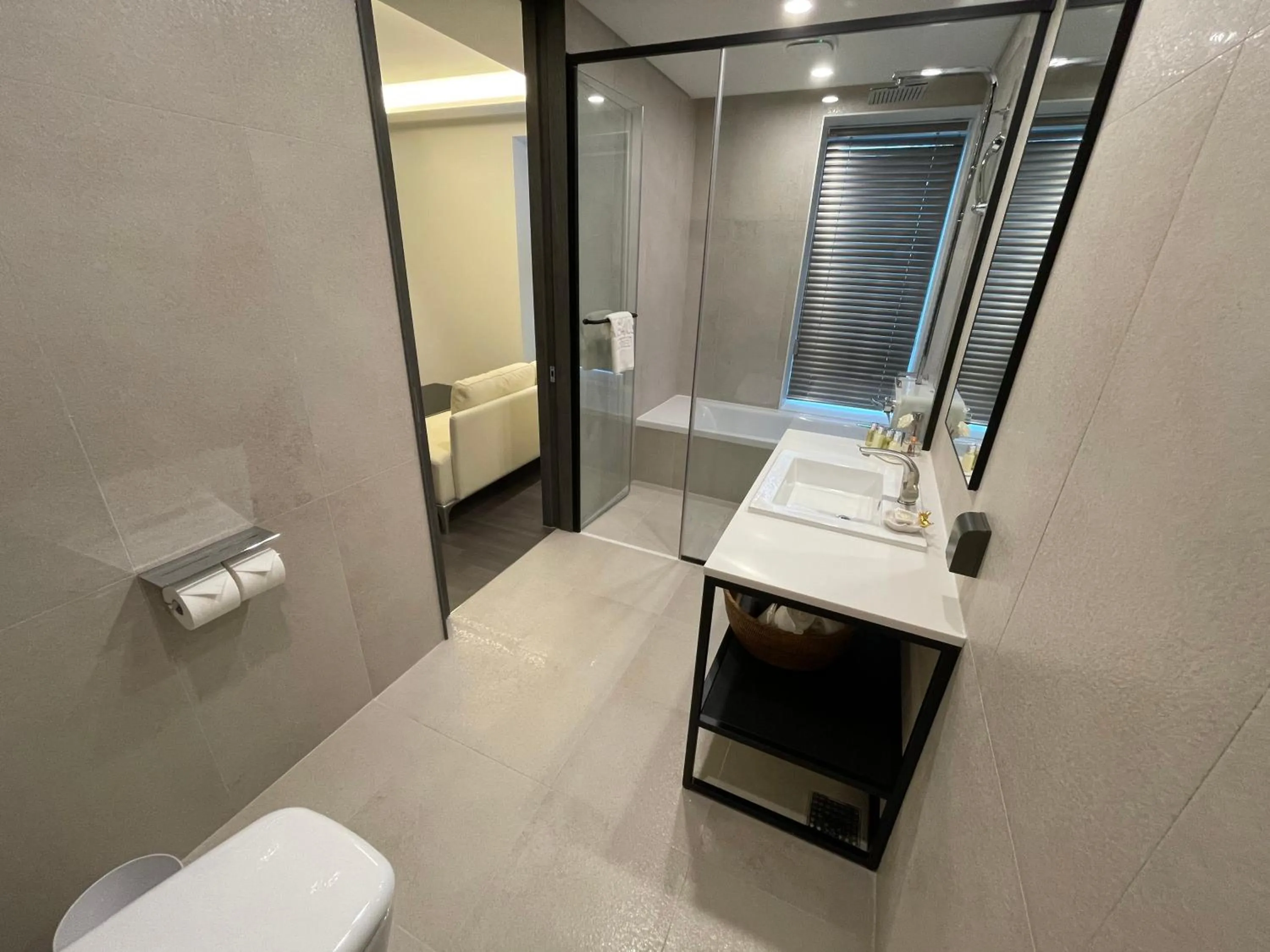 Shower in AG405 Hotel