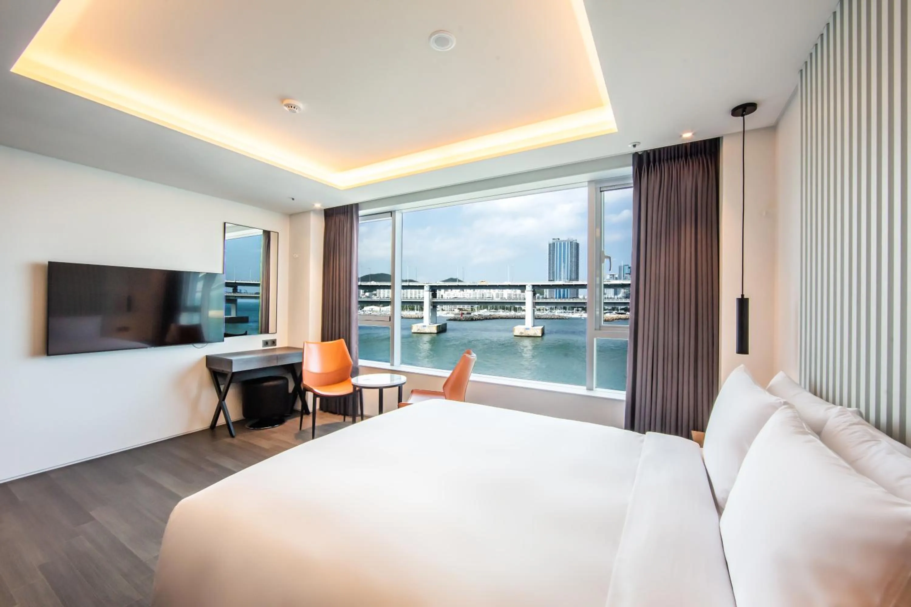 Photo of the whole room, Bed in AG405 Hotel