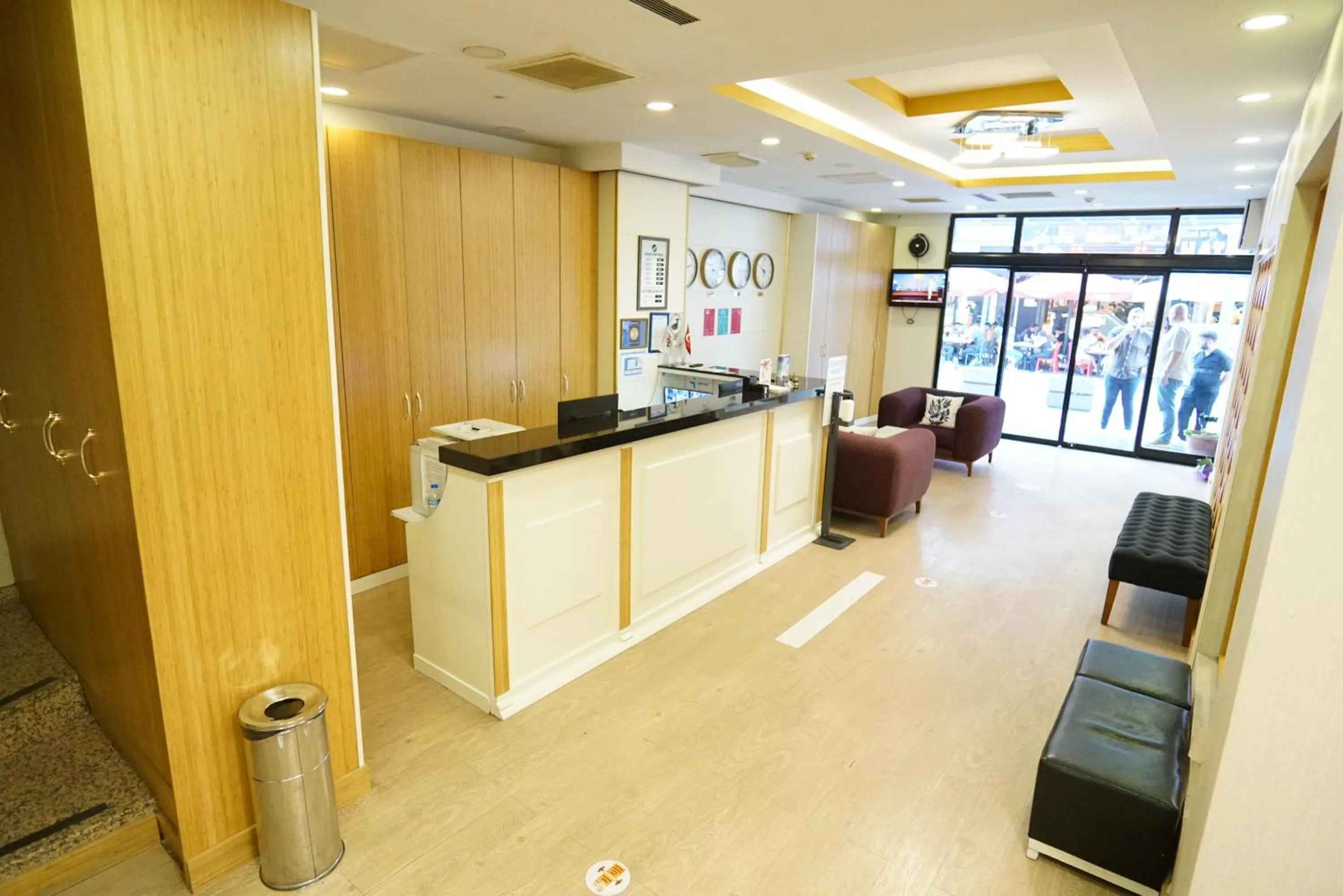 Lobby or reception in Grand Karot Hotel