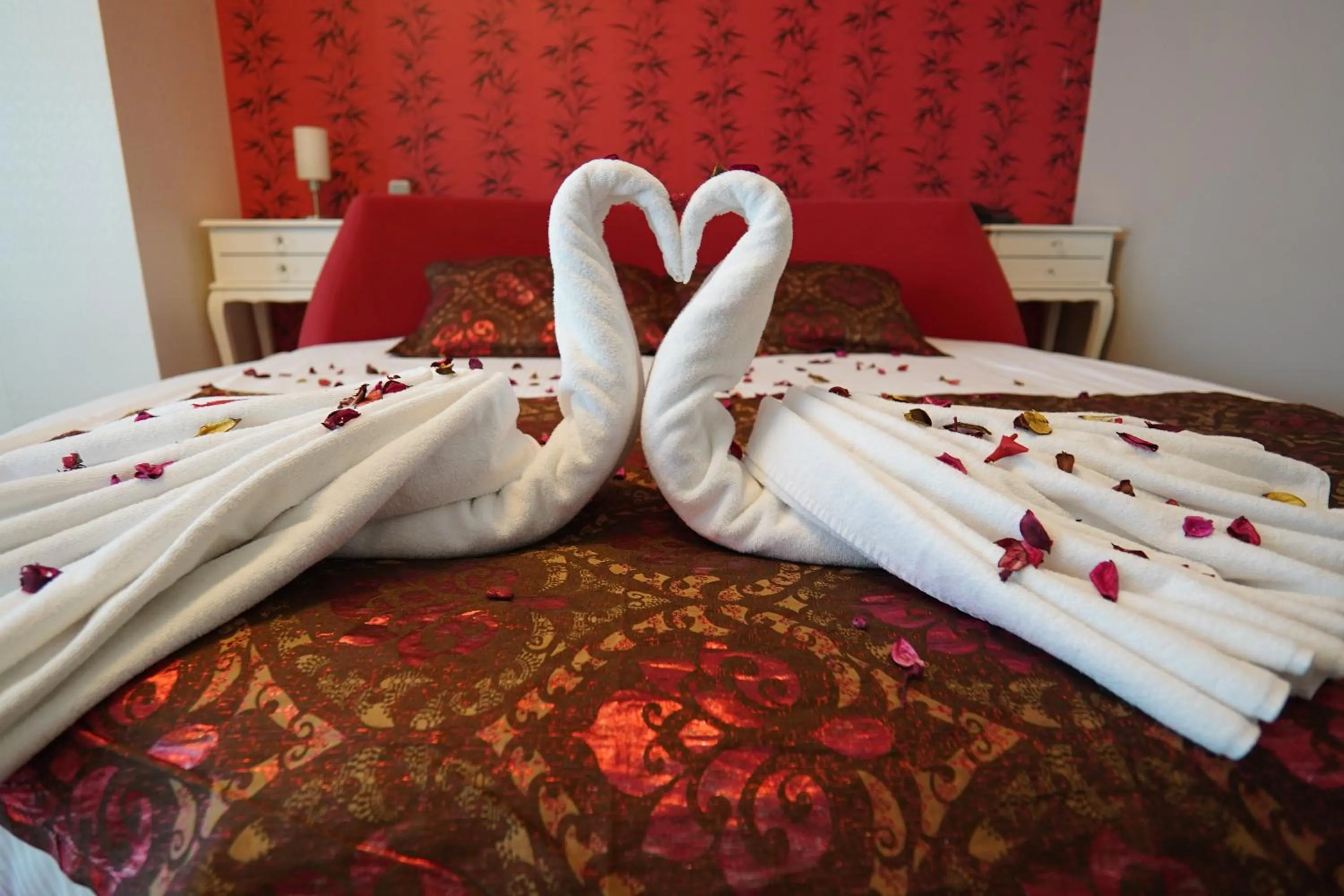 Bed in Grand Karot Hotel