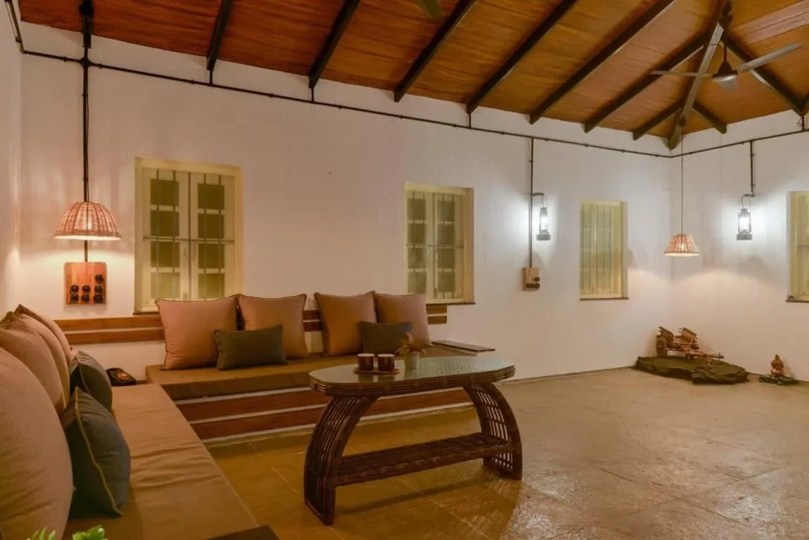 Restaurant/places to eat in THE EARTH FARM