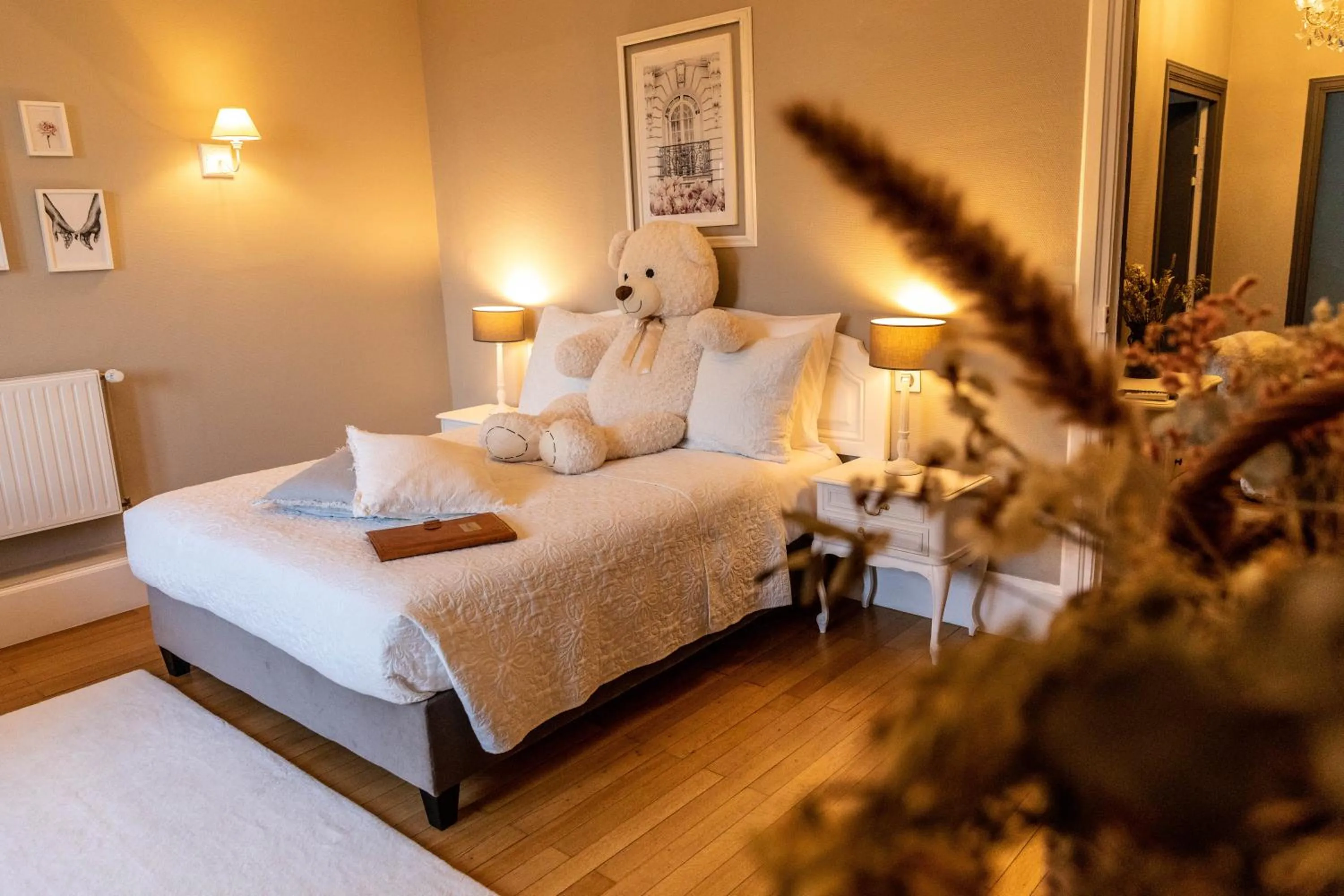 Bed in Hotel Ô Château