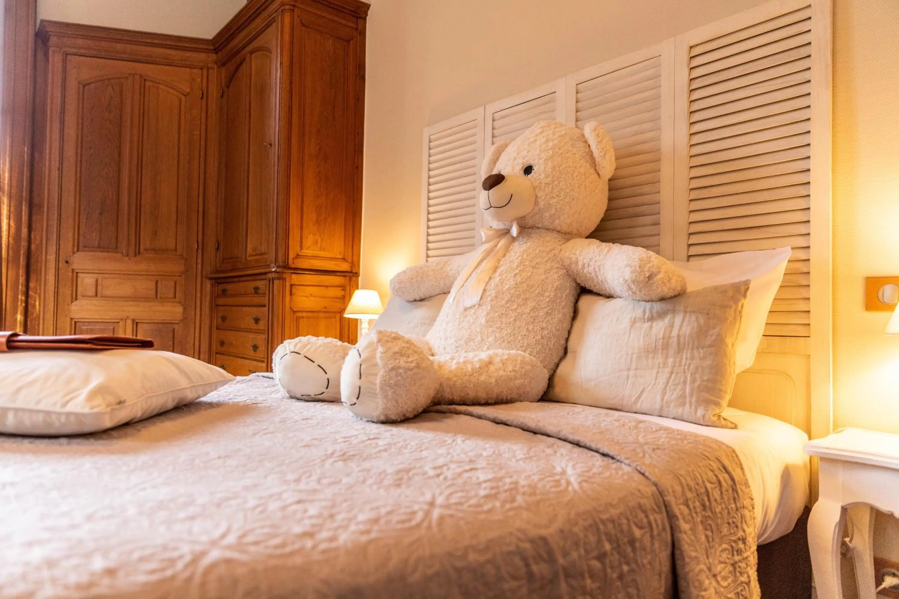 Bed in Hotel Ô Château