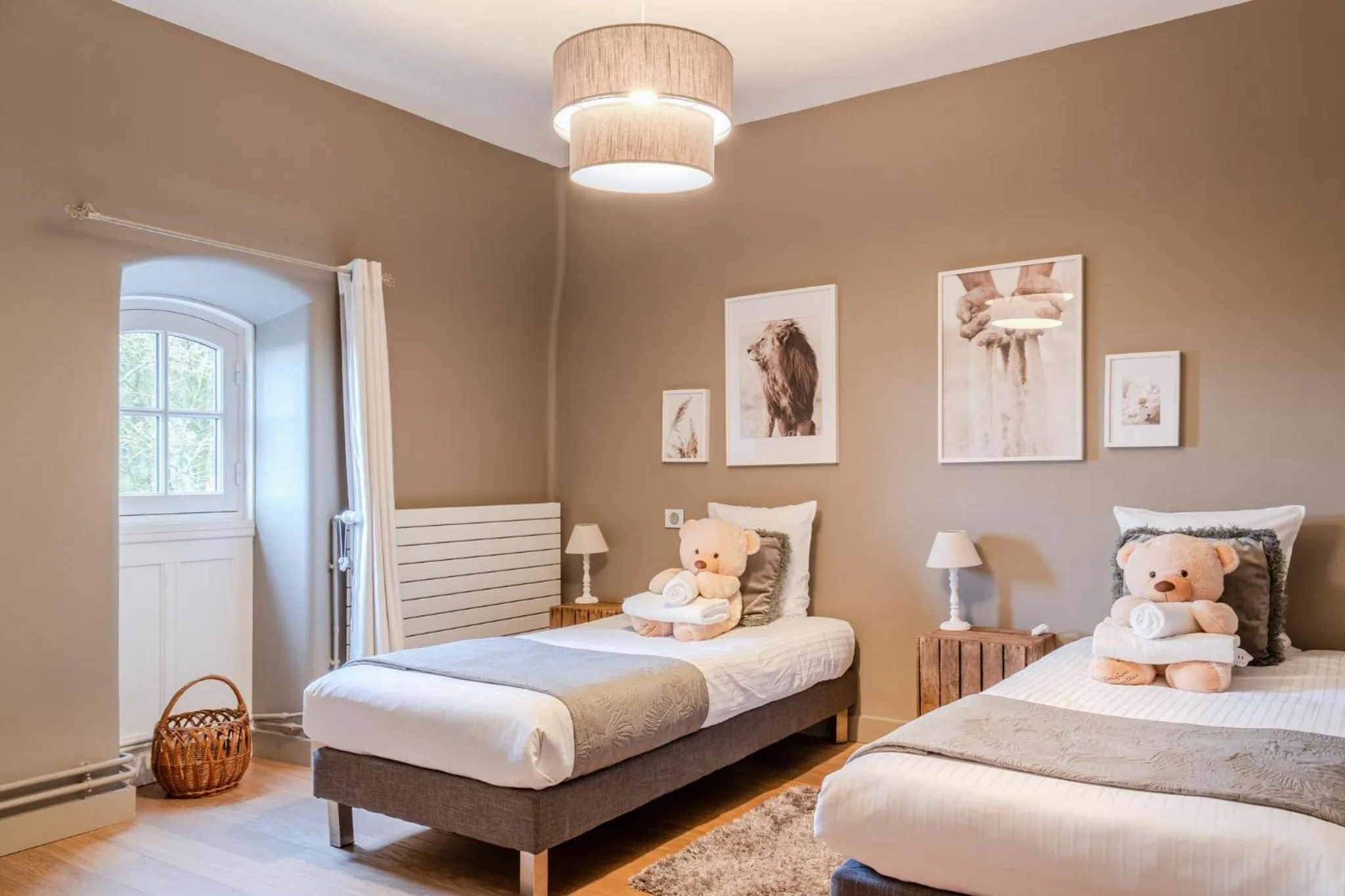 Photo of the whole room, Bed in Hotel Ô Château