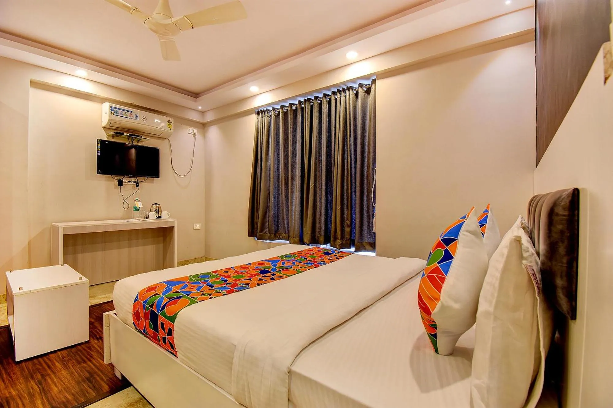Bed in FabHotel Cozzy Inn - Tilak Nagar Main Road, Jayanagar