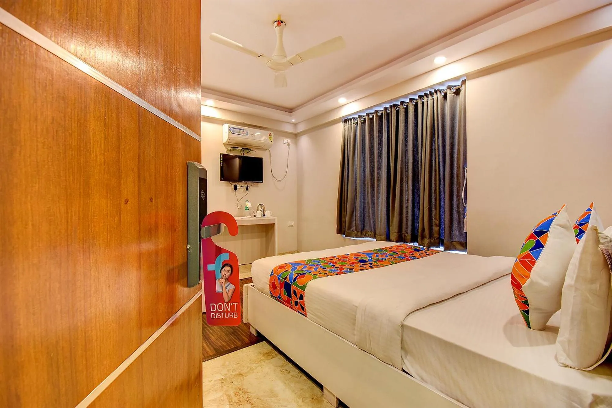 Bed in FabHotel Cozzy Inn - Tilak Nagar Main Road, Jayanagar