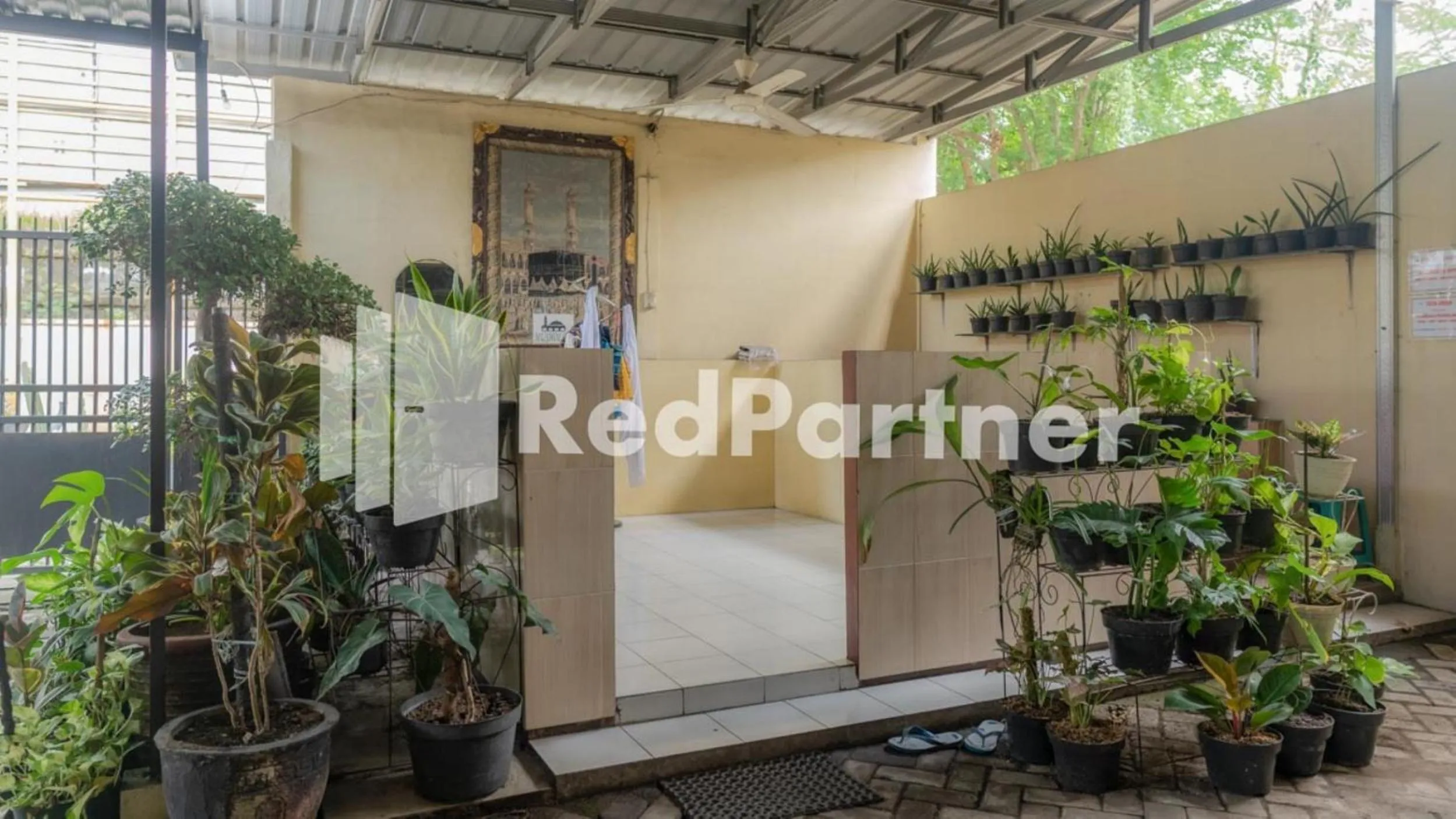 Vandhela Homestay Syariah Mitra RedDoorz