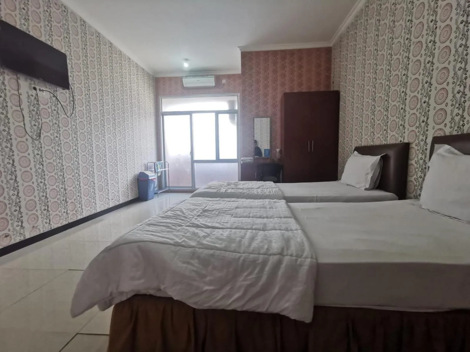 RedDoorz Syariah at Jalan Pramuka