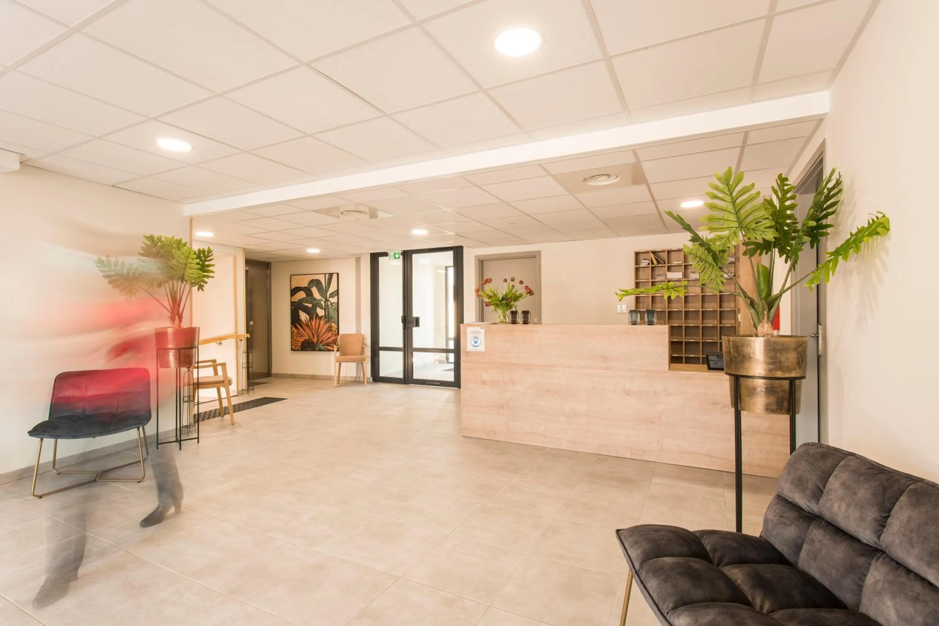 Lobby or reception in Zenao Appart'hôtels Villeneuve-lès-Avignon