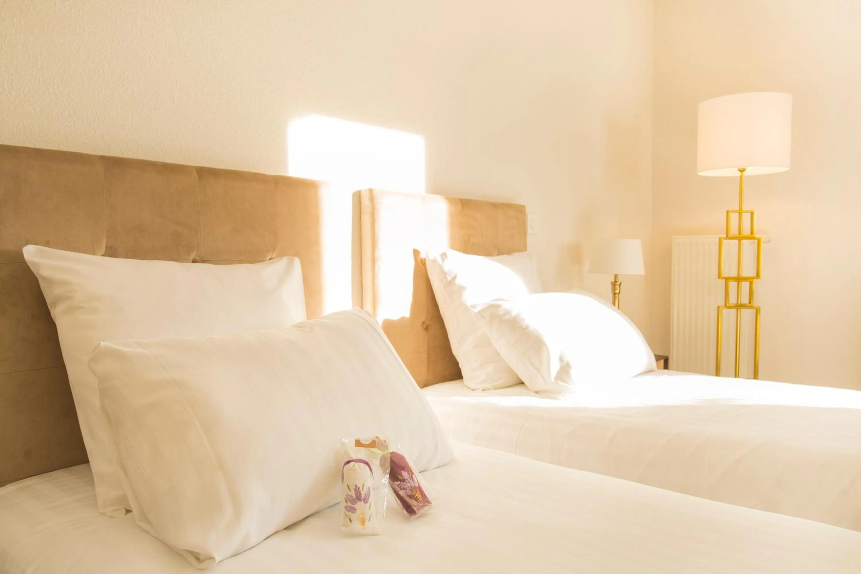 Bedroom, Bed in Zenao Appart'hôtels Villeneuve-lès-Avignon