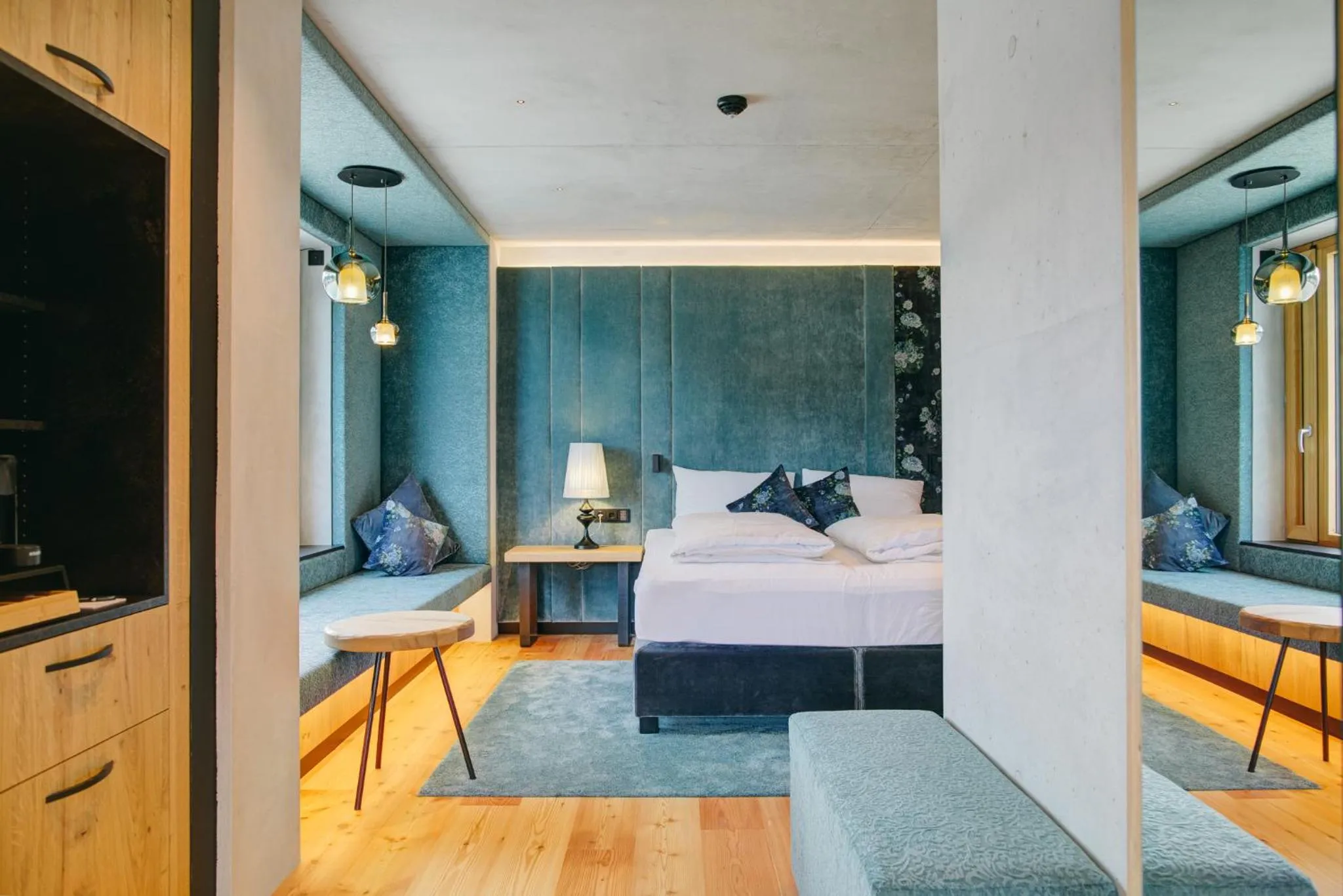 Bedroom, Bed in Boutique Hotel im Auracher Löchl