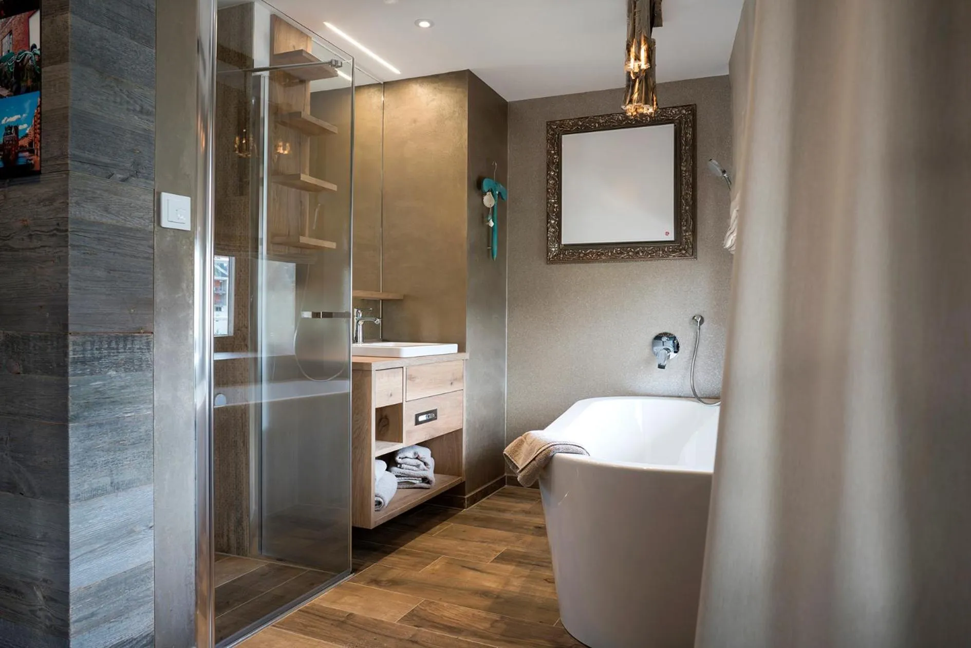 Bathroom in Boutique Hotel im Auracher Löchl