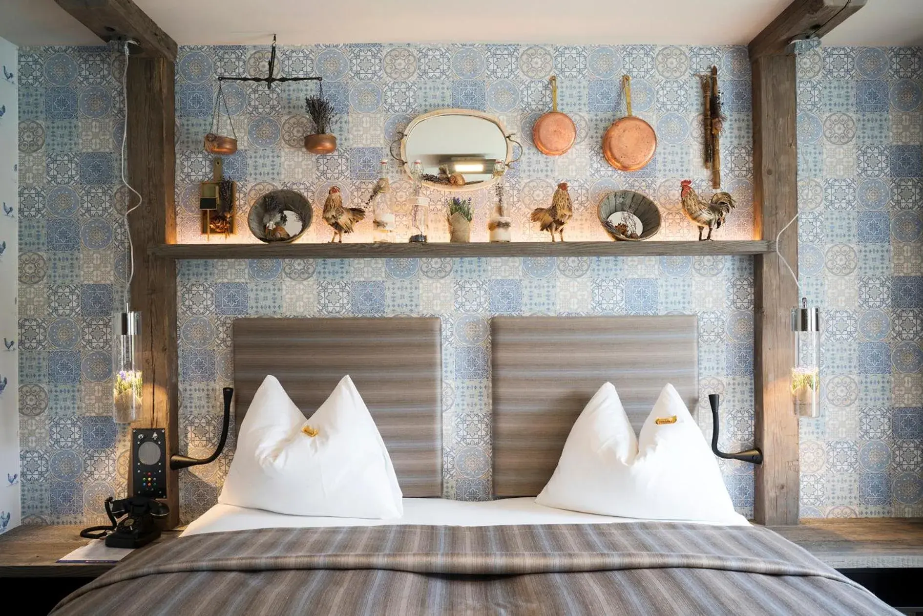 Deluxe Double Room with Balcony in Boutique Hotel im Auracher Löchl Deluxe Double Room with Balcony in Boutique Hotel im Auracher Löchl