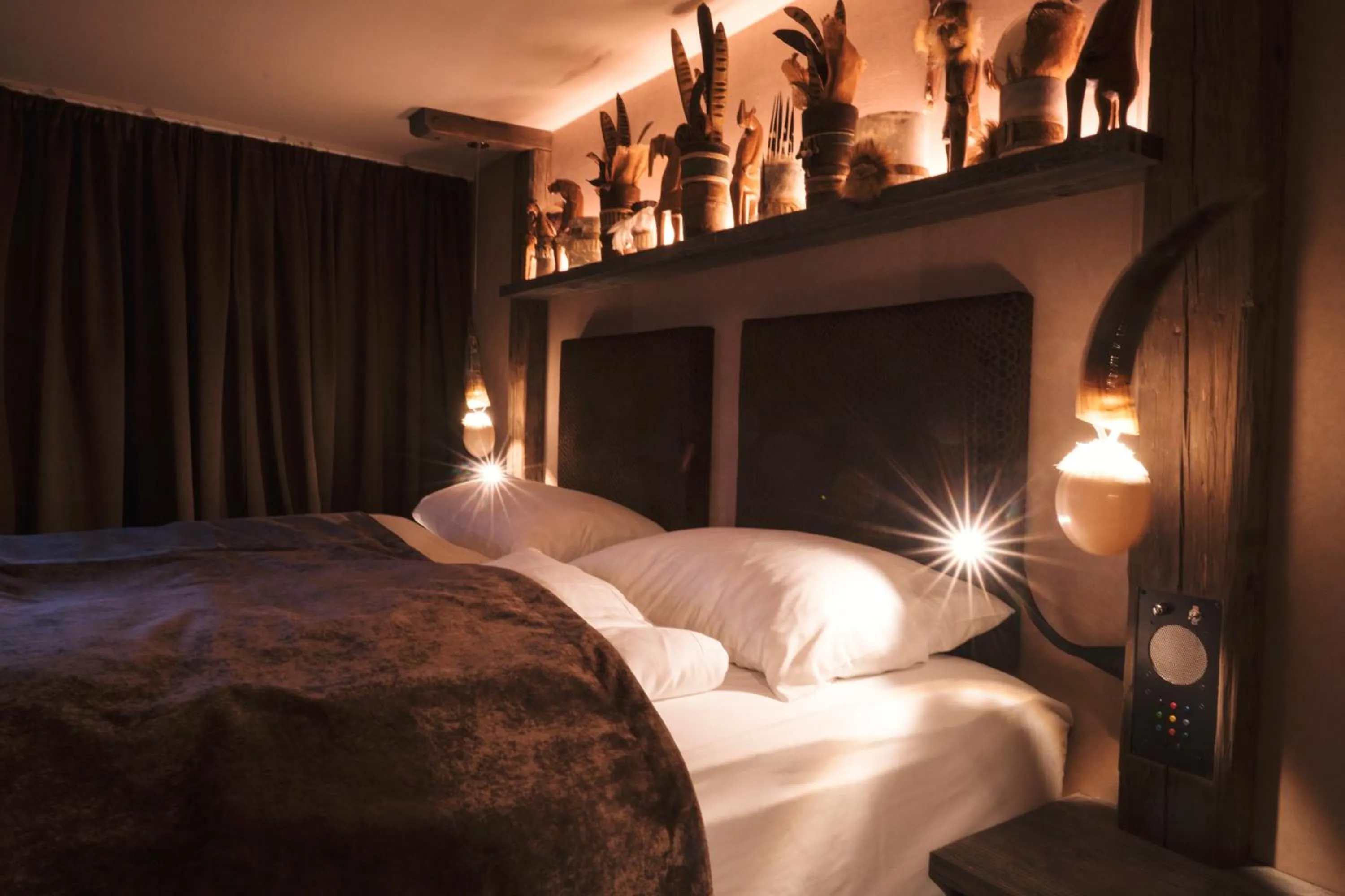 Photo of the whole room, Bed in Boutique Hotel im Auracher Löchl