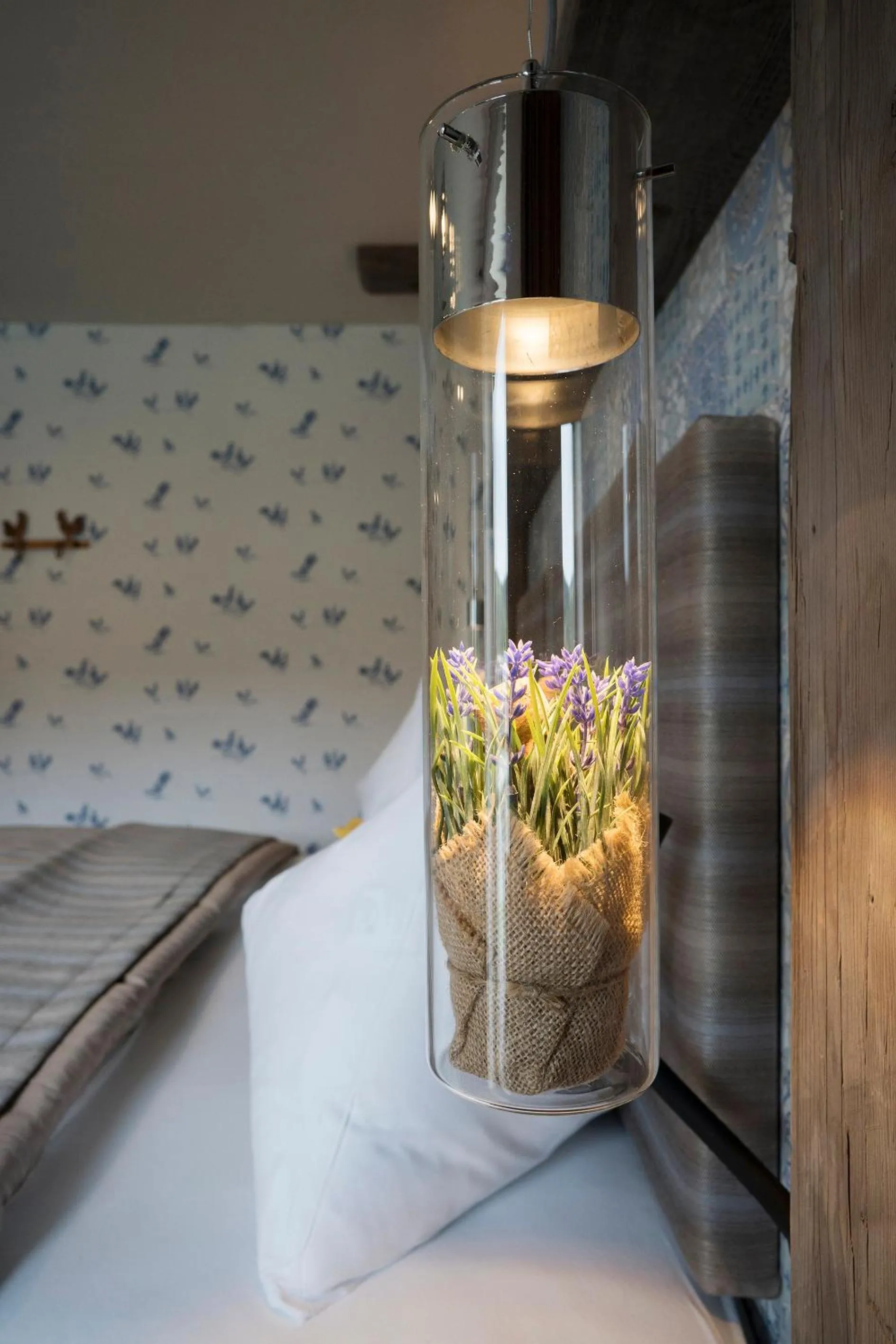 Decorative detail, Bed in Boutique Hotel im Auracher Löchl
