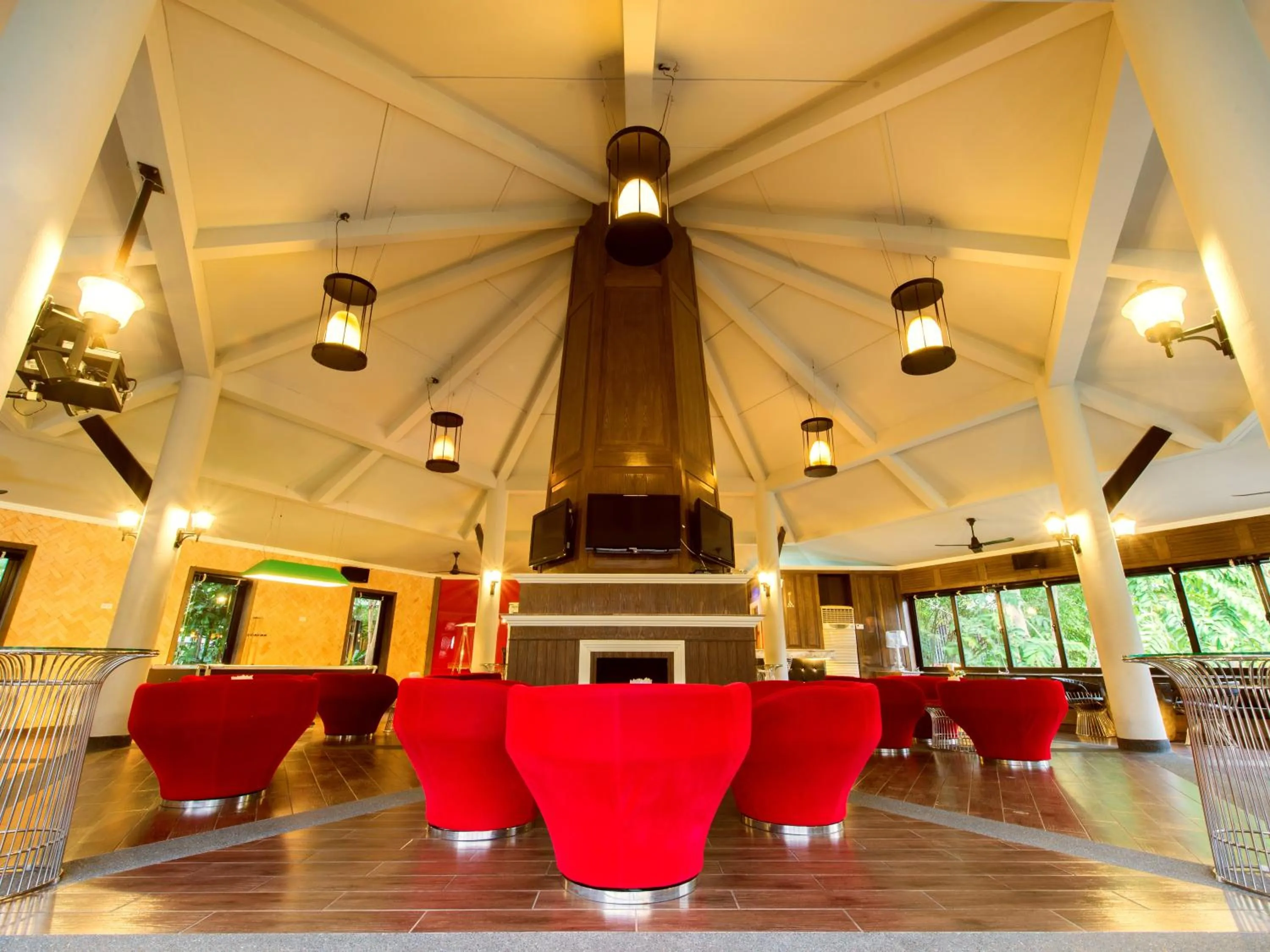 Lounge or bar in The Greenery Resort Khao Yai