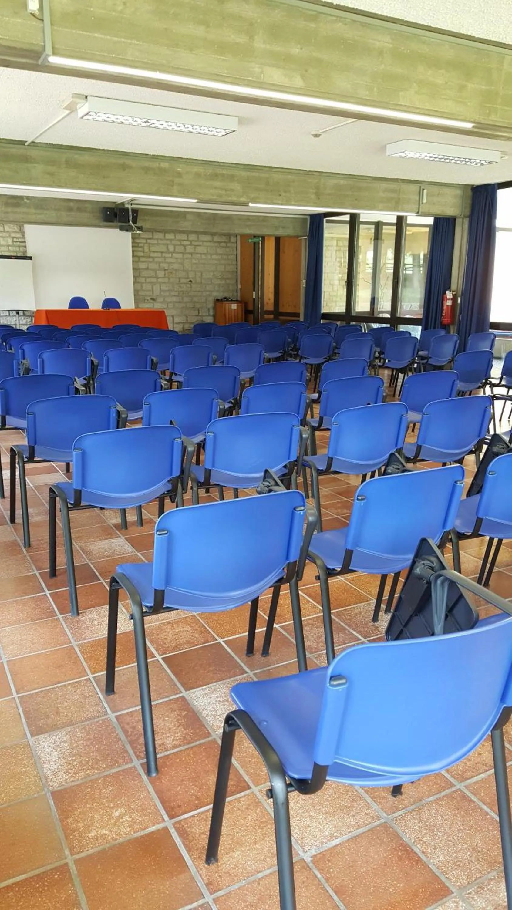 Communal lounge/ TV room in Casa Santa Maria