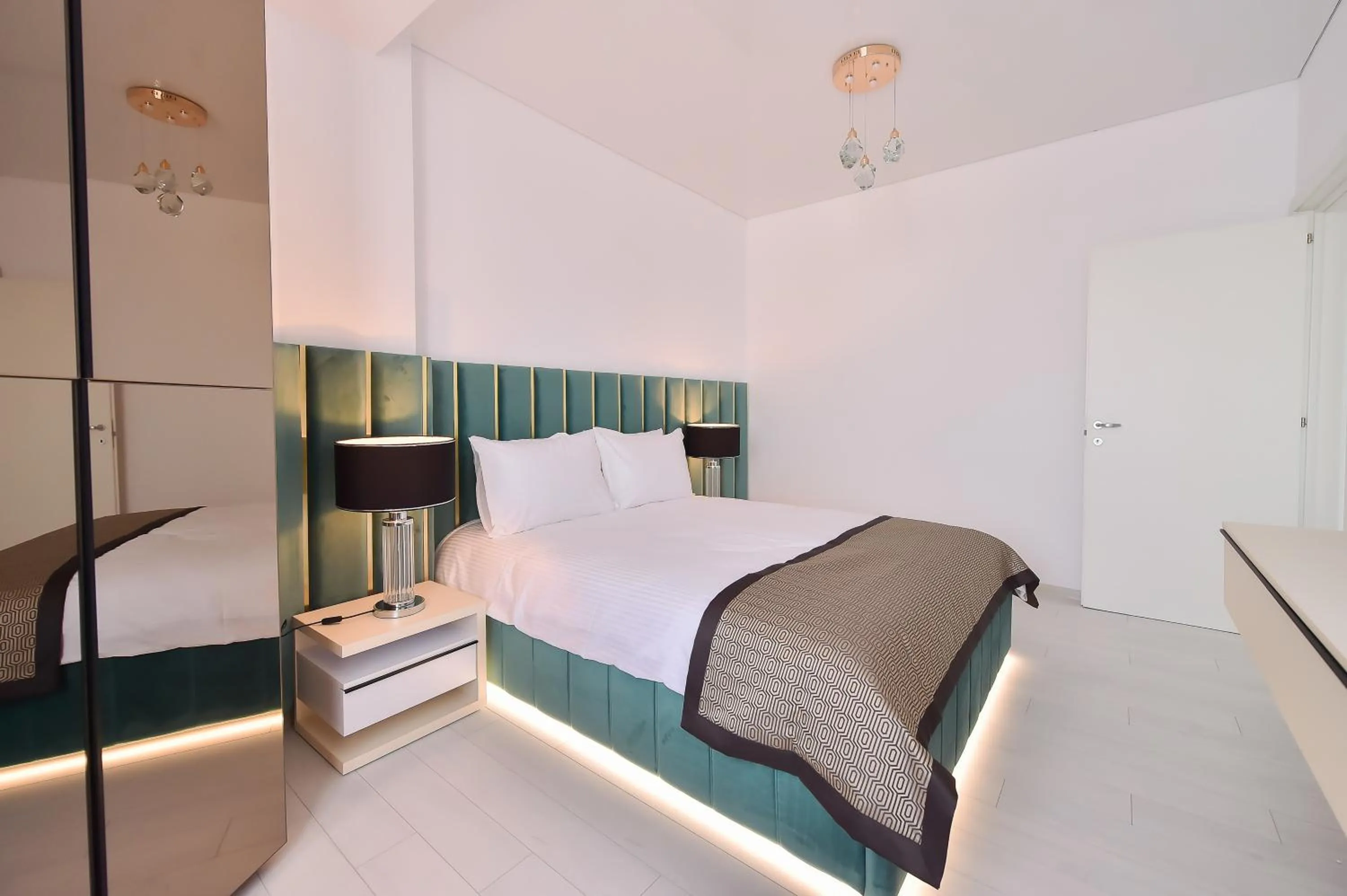 Bed in Hotel Building Stefan Resort I Sud