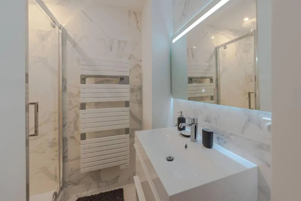 Bathroom in Arty Paris apartment Disneyland