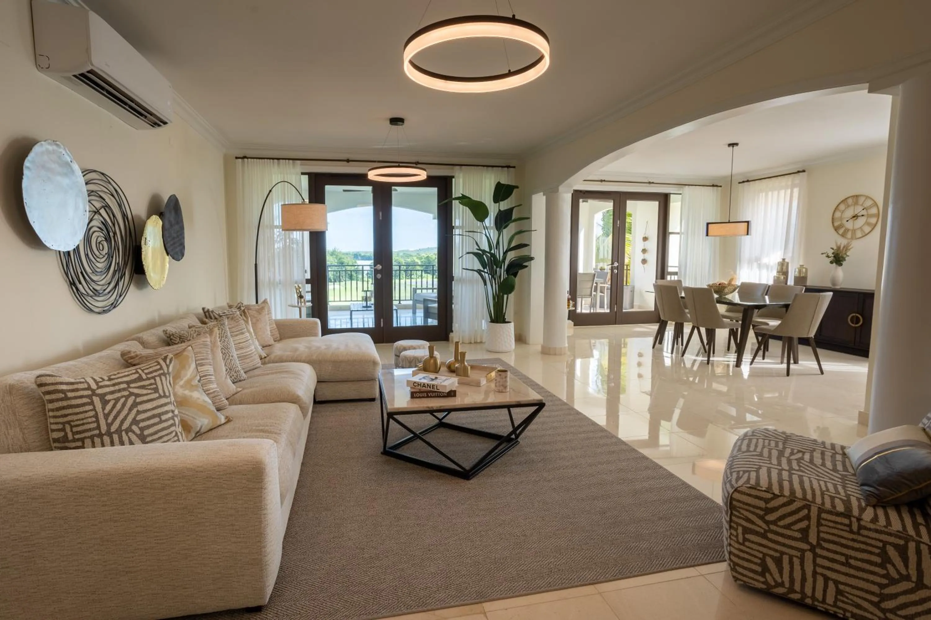 Living room in The Country Club Residences at Grand Reserve