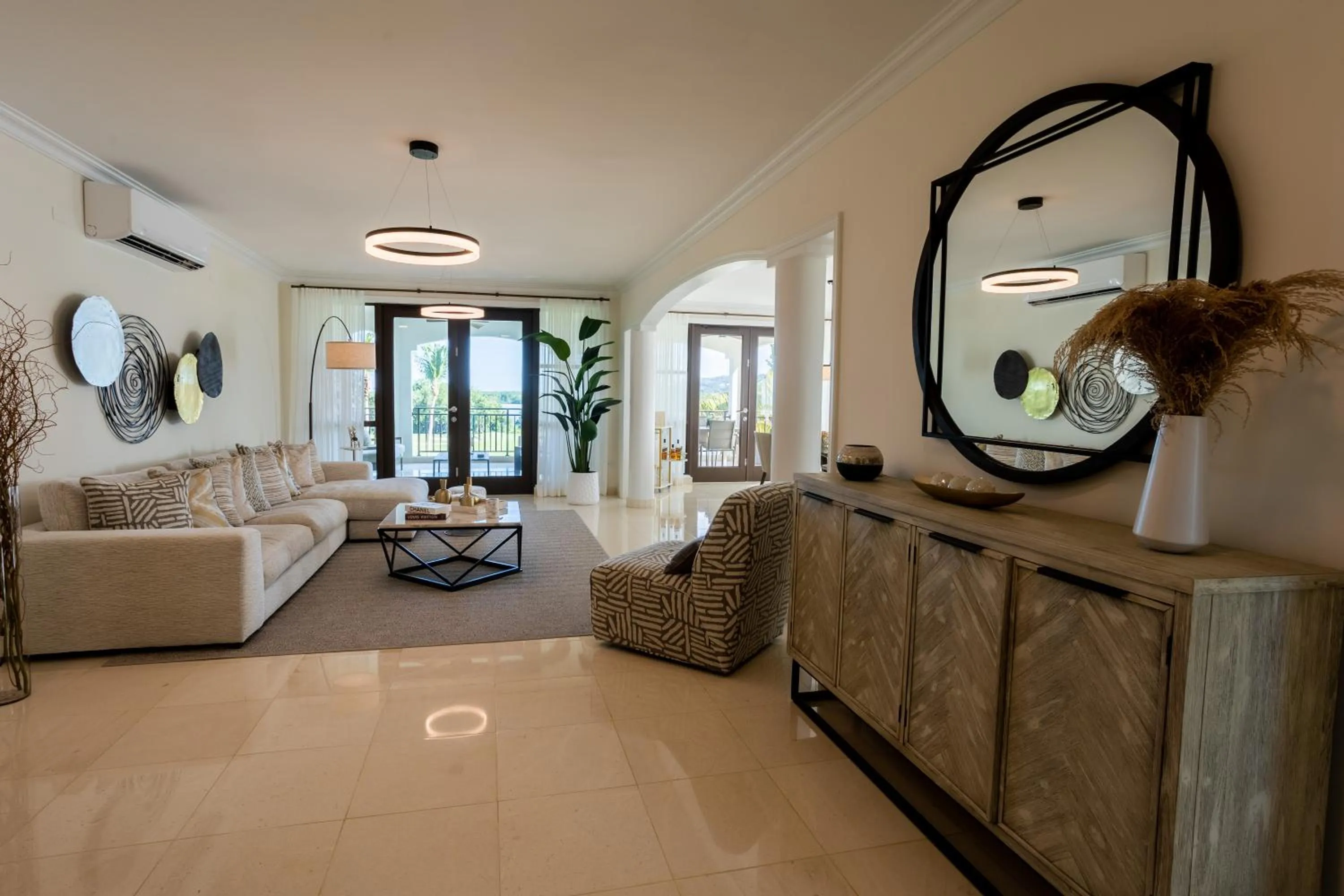 Living room in The Country Club Residences at Grand Reserve