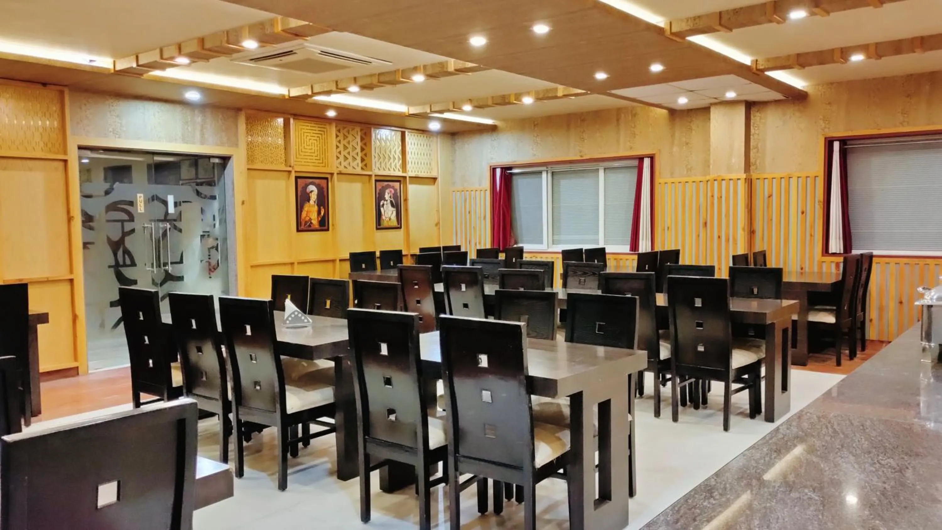 Seating area in Hotel Karan Vilas