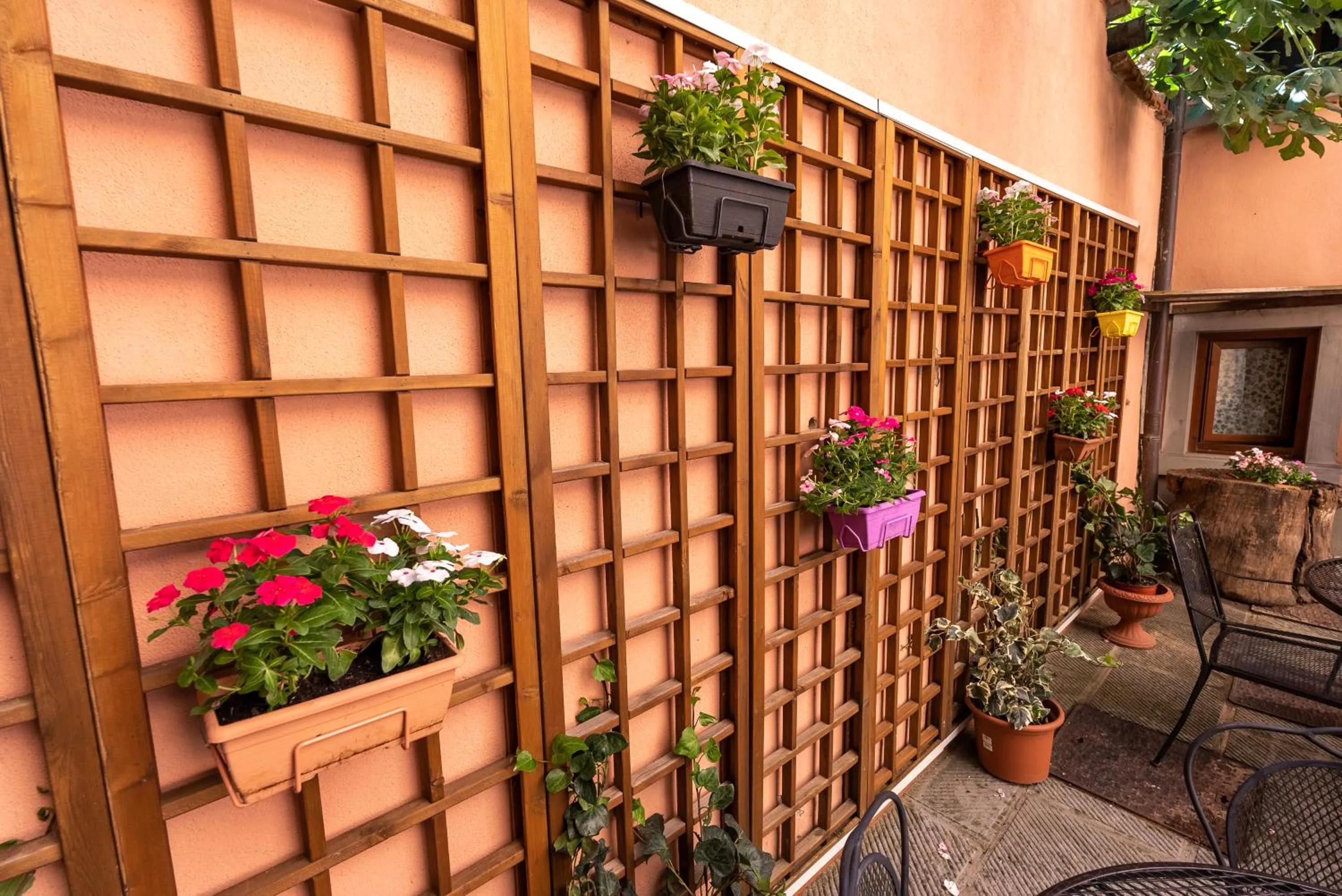 Patio in Albergo Falterona