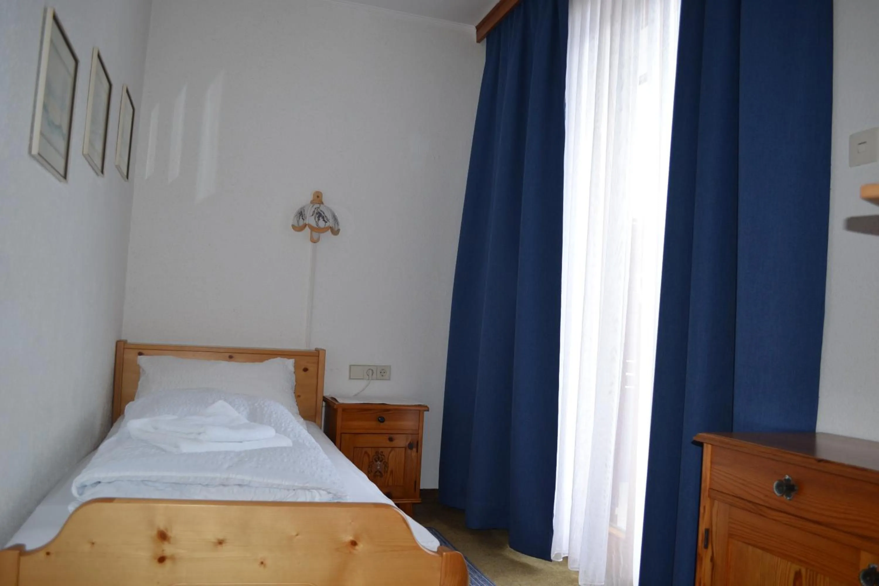 Bed in Hotel Berghof