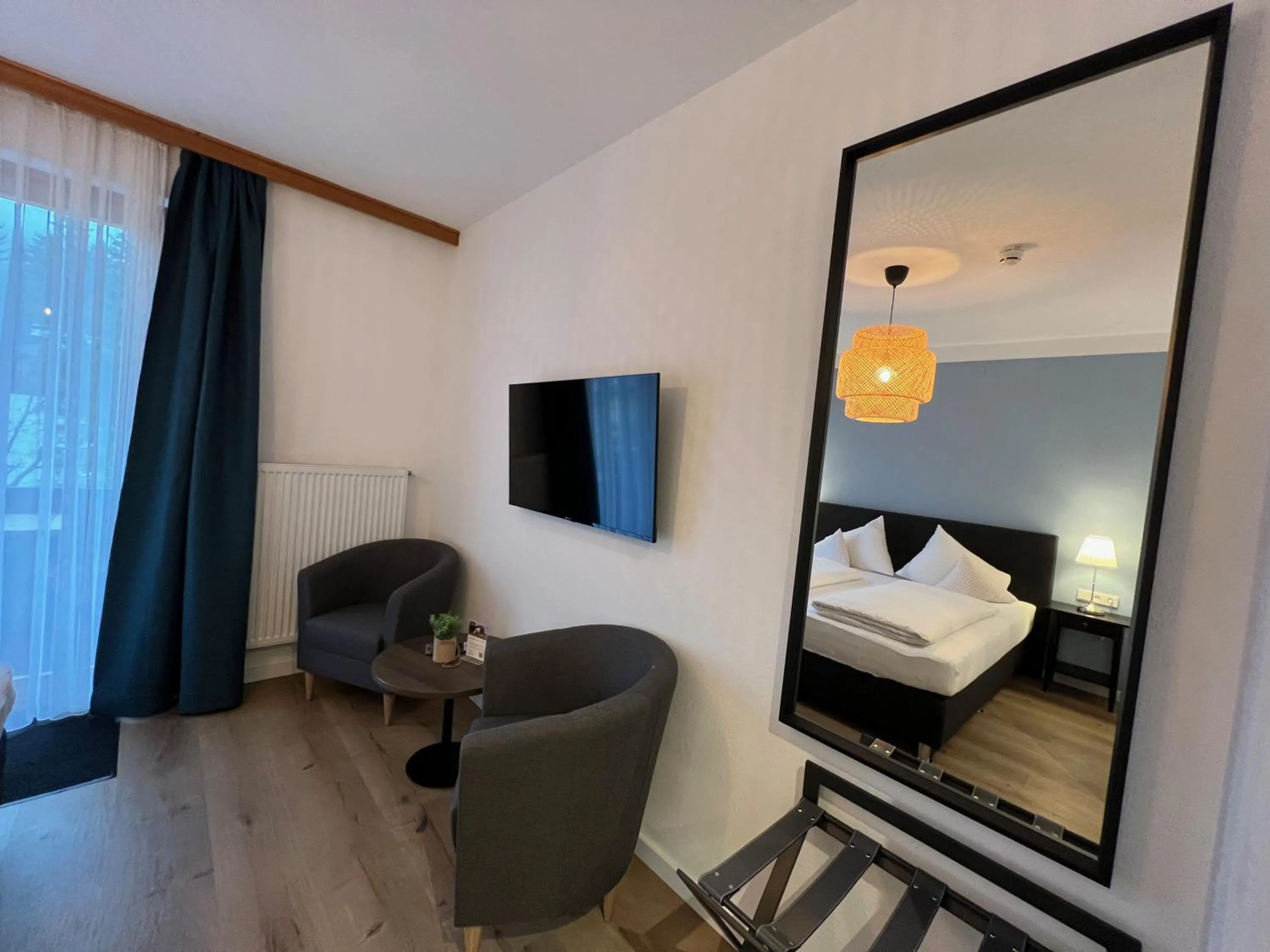 hair dresser, Bed in Hotel Berghof