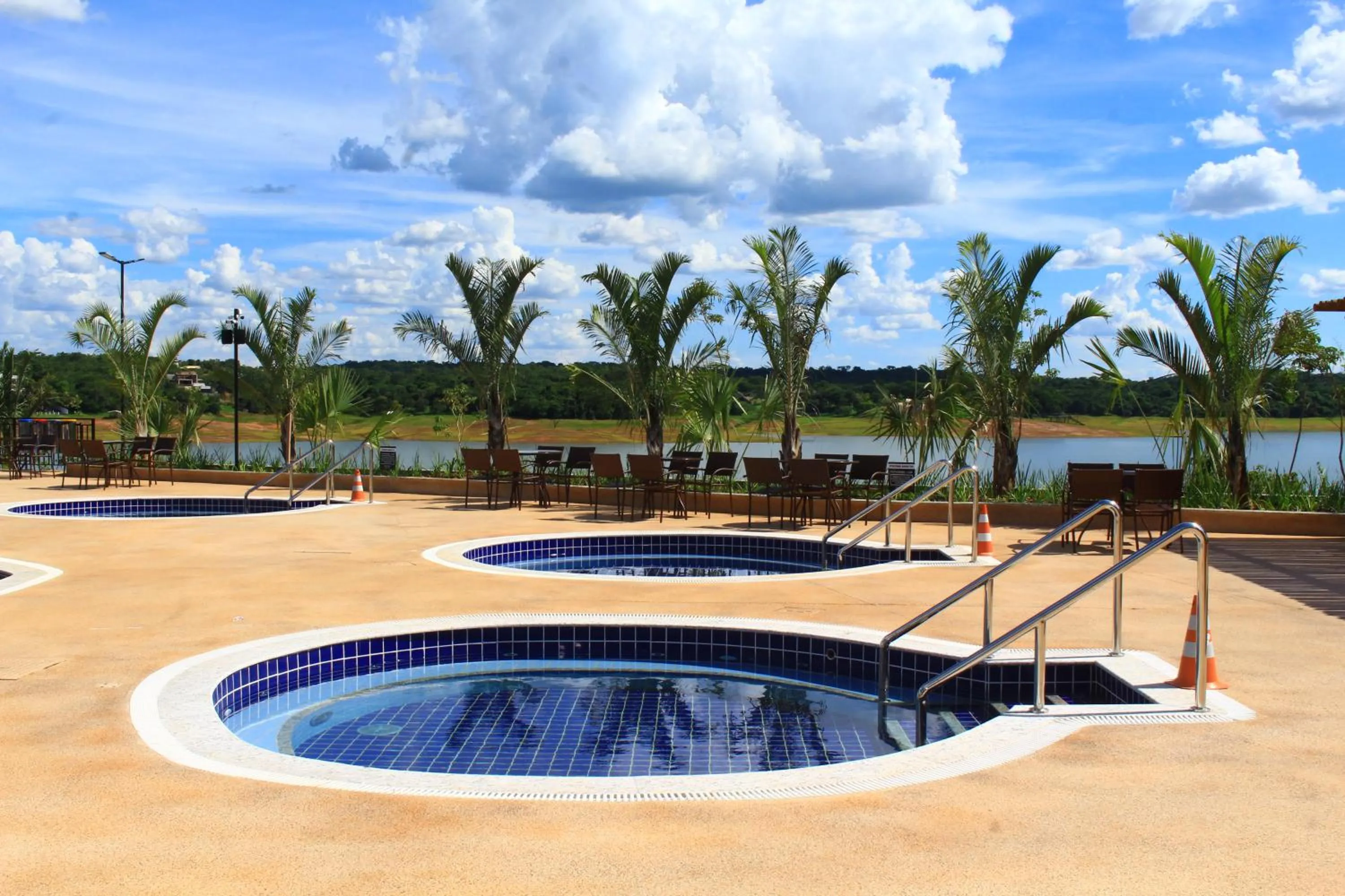 Swimming pool in Praias do Lago Eco Resort by WAM Experience