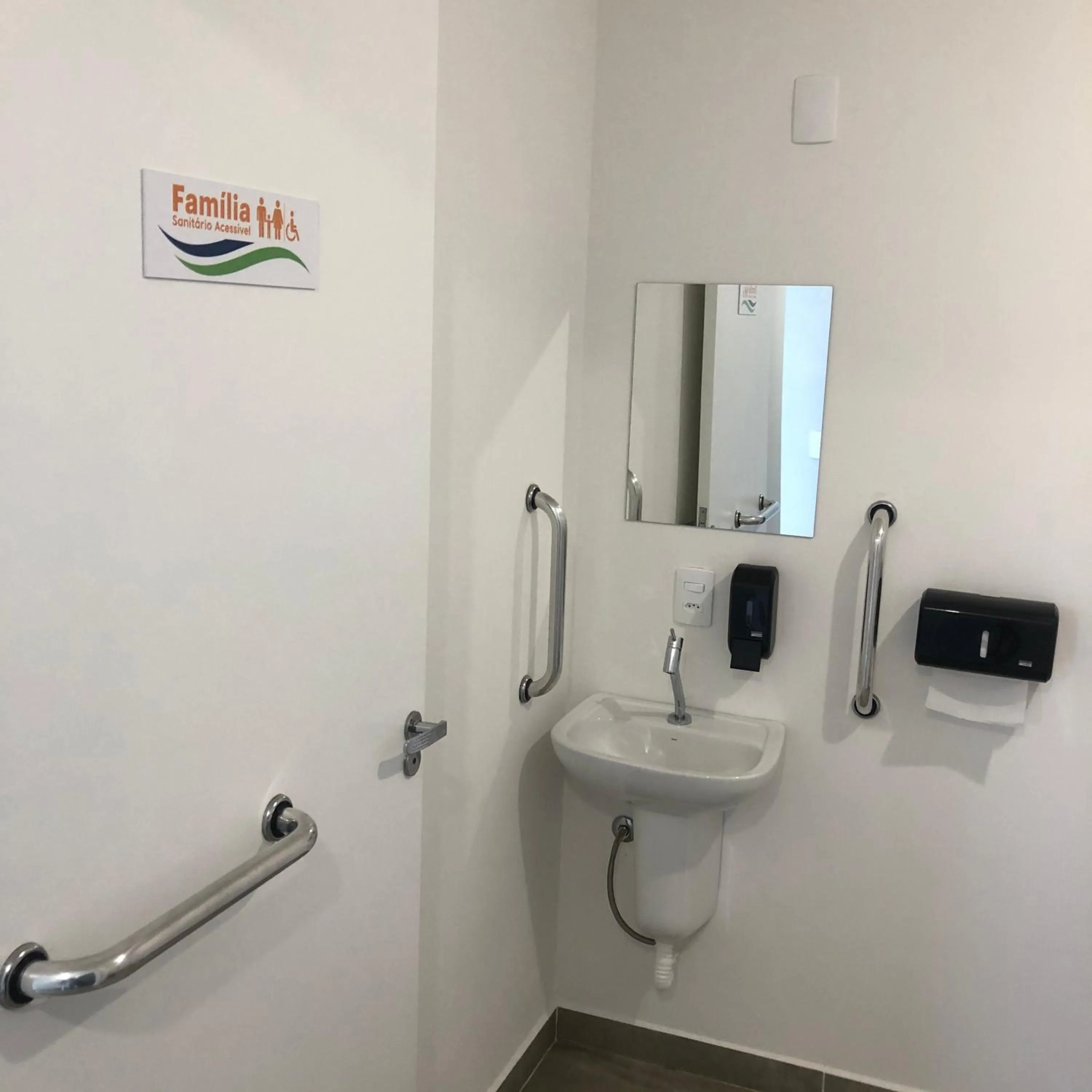 Bathroom in Ecomarine Apart-hotel 800 m Beto Carrero