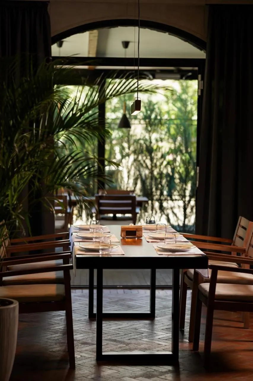 Restaurant/places to eat in Dilijani Tun Hotel & Restaurant